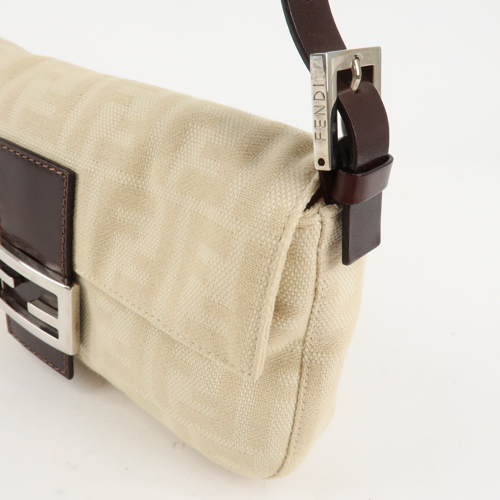 FENDI Mamma Baguette Zucca Canvas Leather Shoulder Bag Beige 26424 Used