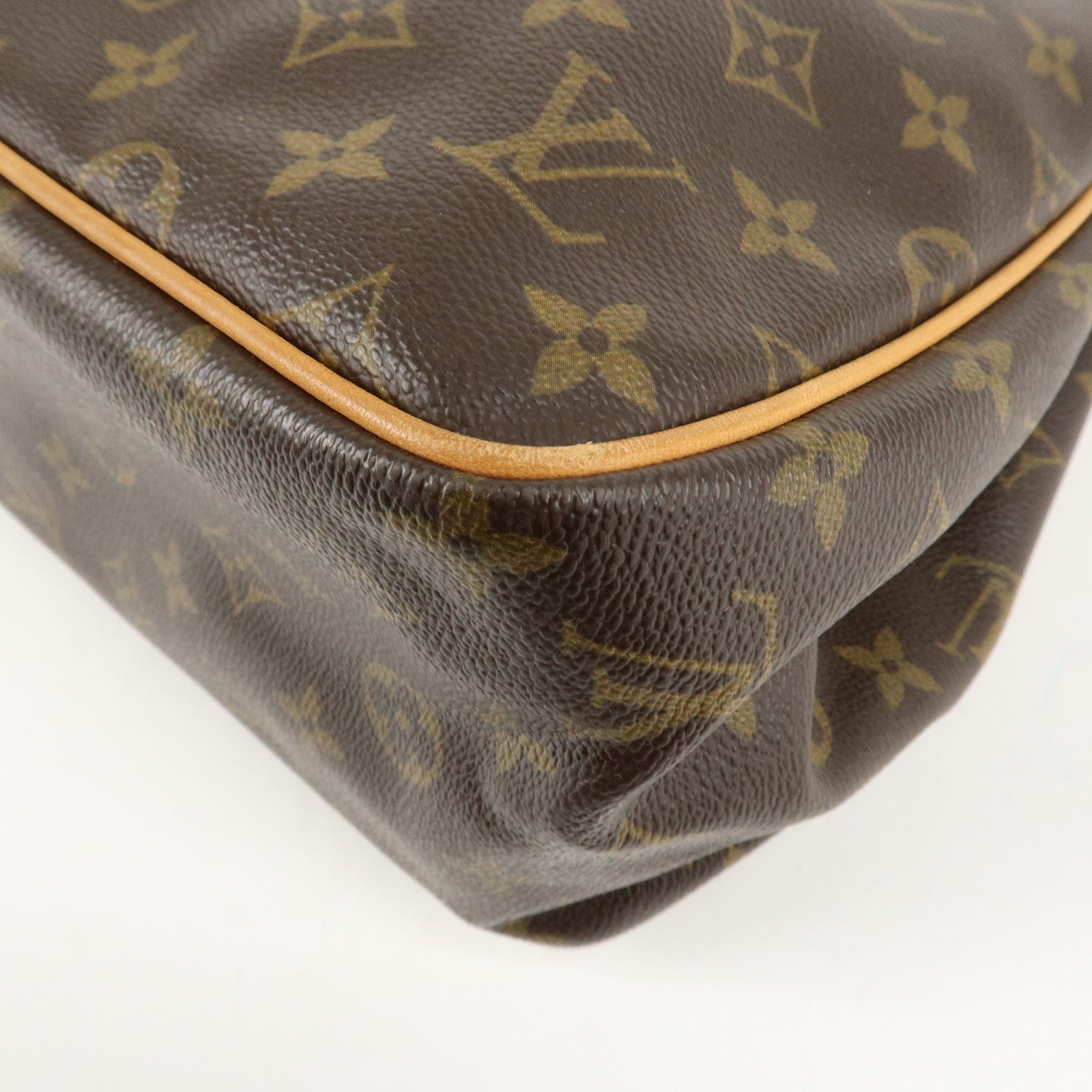 Louis Vuitton Monogram Batignolles Vertical Tote Bag M51153