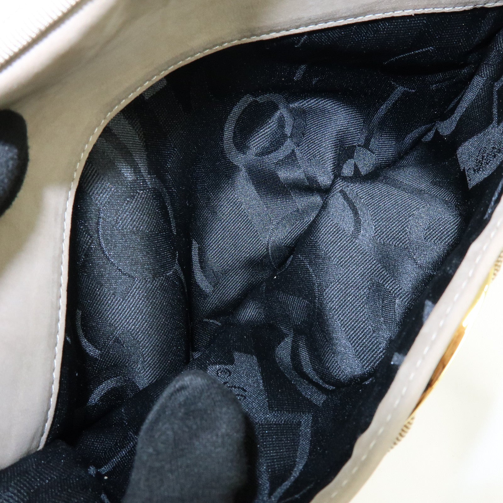 Ferragamo Vara Leather Shoulder Bag Crossbody Bag Greige