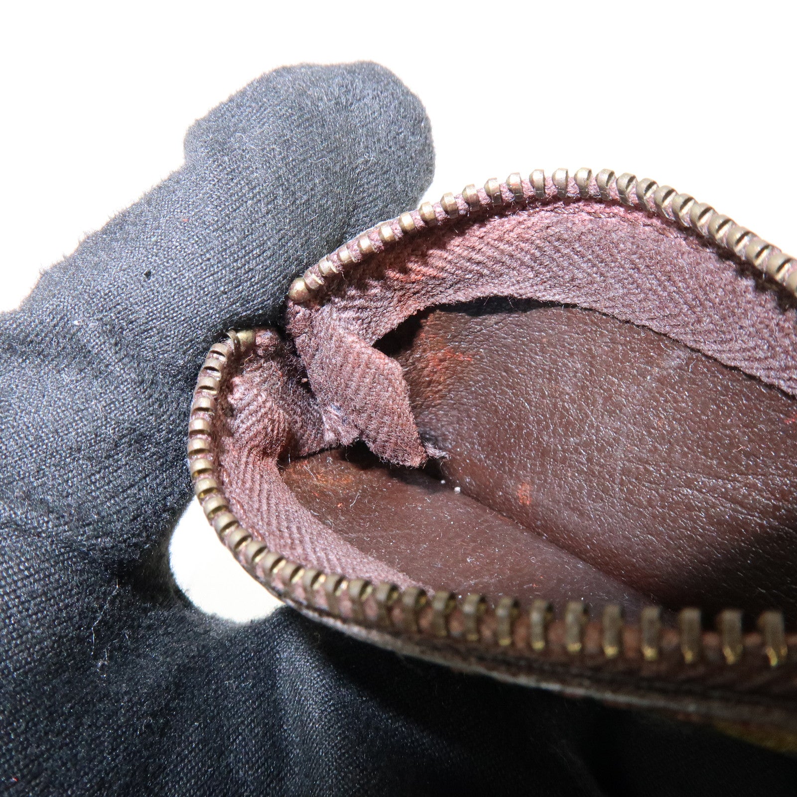 Louis Vuitton Monogram Etui Cles Piat Key Case Coin Case M62690