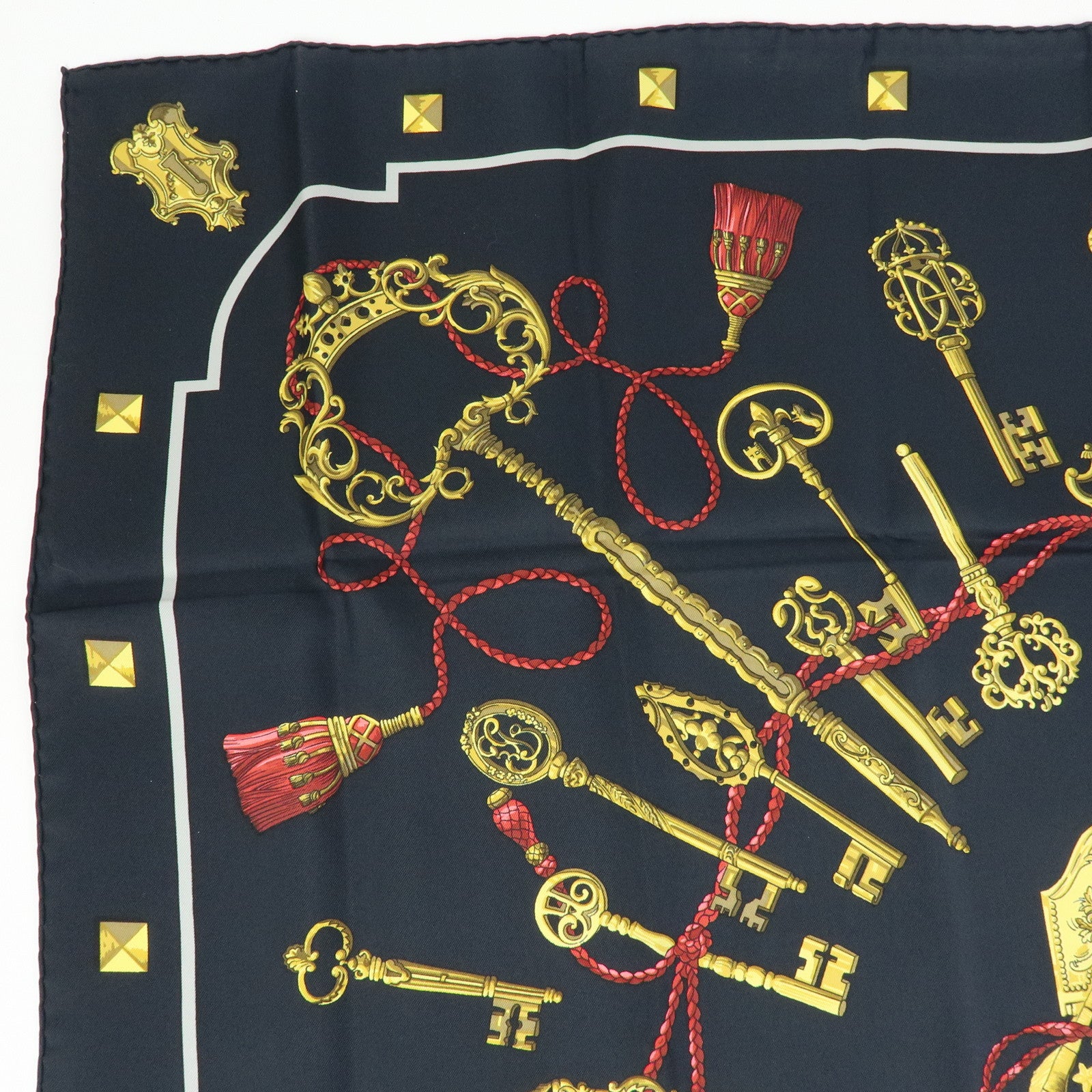 HERMES Carre 90 Silk 100% Scarf LES CLES THE KEYS RARE Black Gold