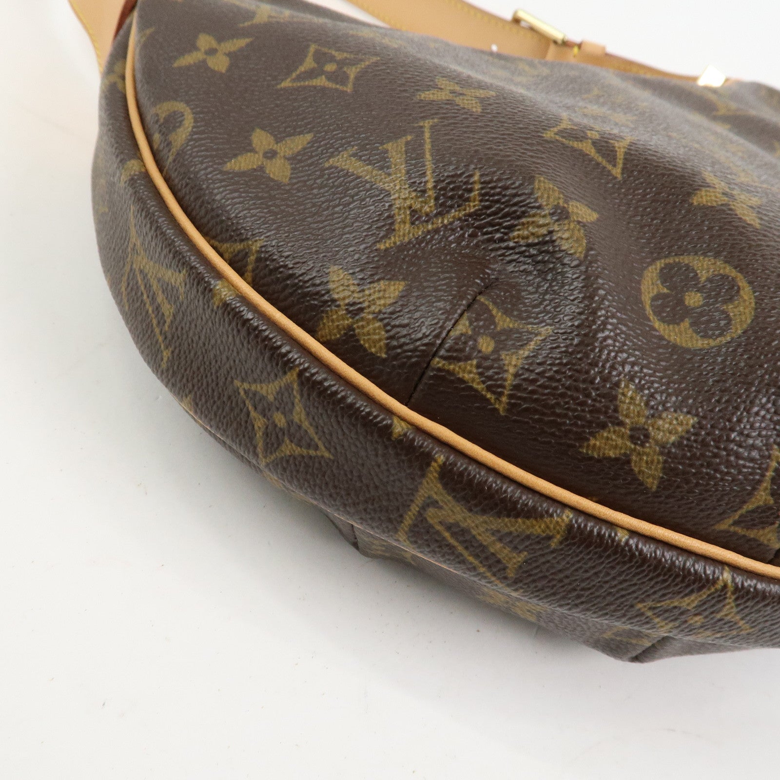 Louis Vuitton Monogram Croissant MM Shoulder Bag Brown M51512