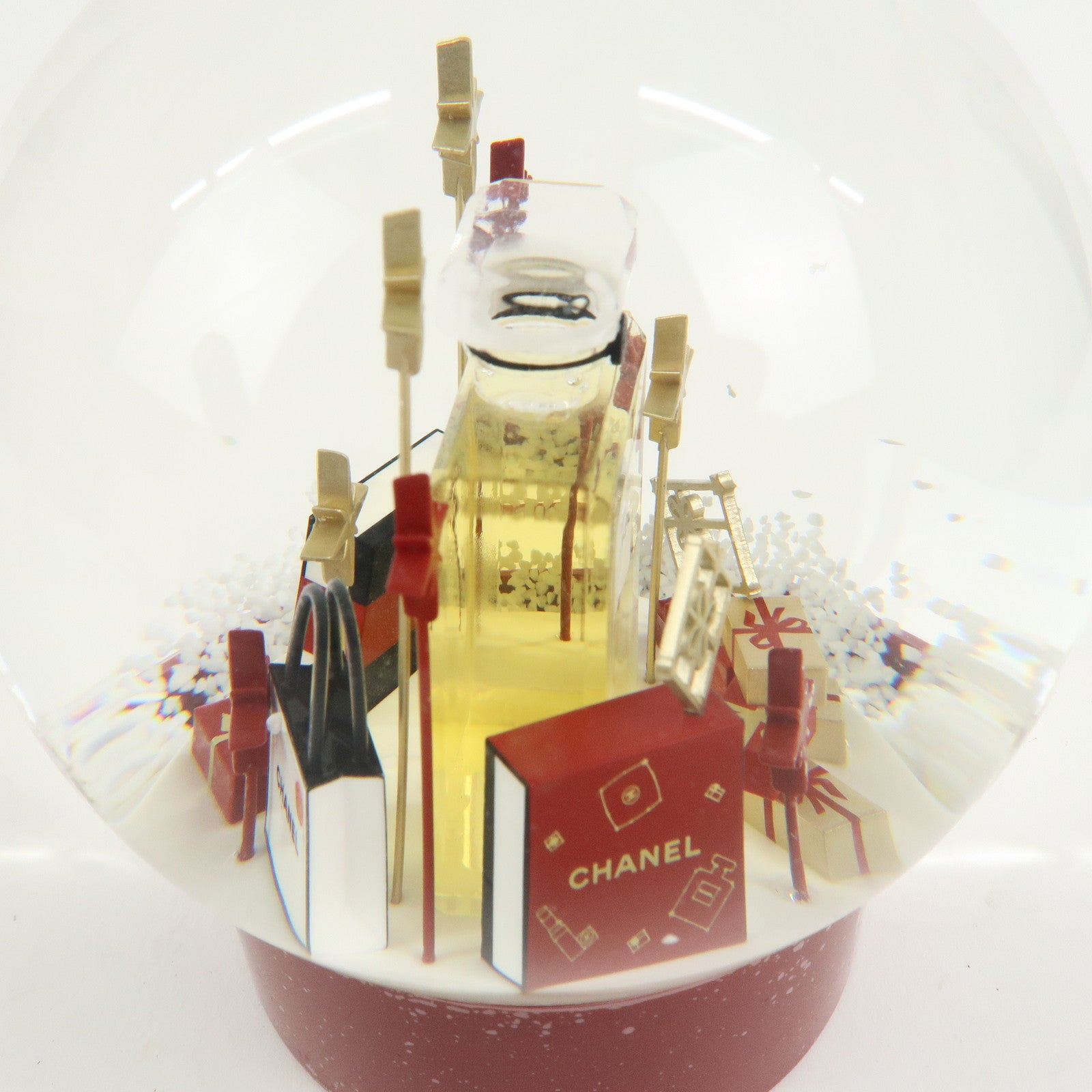 CHANEL Snow Dome No.5 Perfume Bottle Edition Multicolor