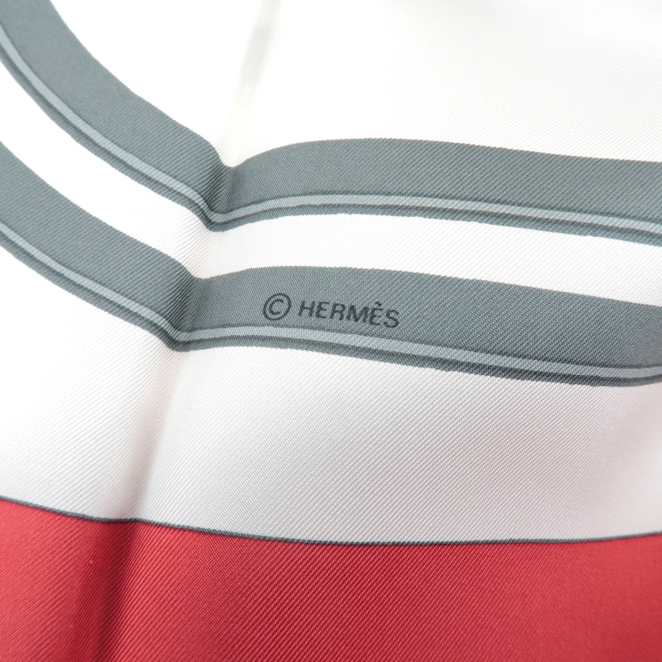 HERMES Carre 90 Silk 100% Scarf BRIDES DE GALA Gray Gold Red