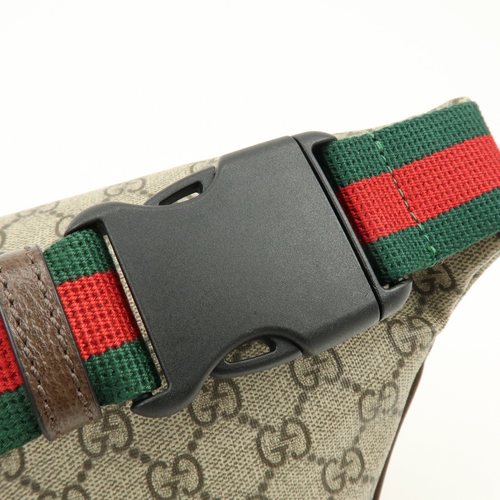 GUCCI Sherry GG Supreme Canvas Leather Waist Bag Gray Brown 529711
