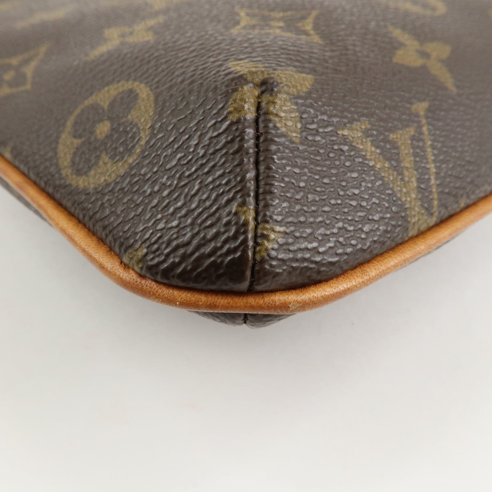 Louis Vuitton Monogram Partition Pouch Wristlet Bag M51901 Used