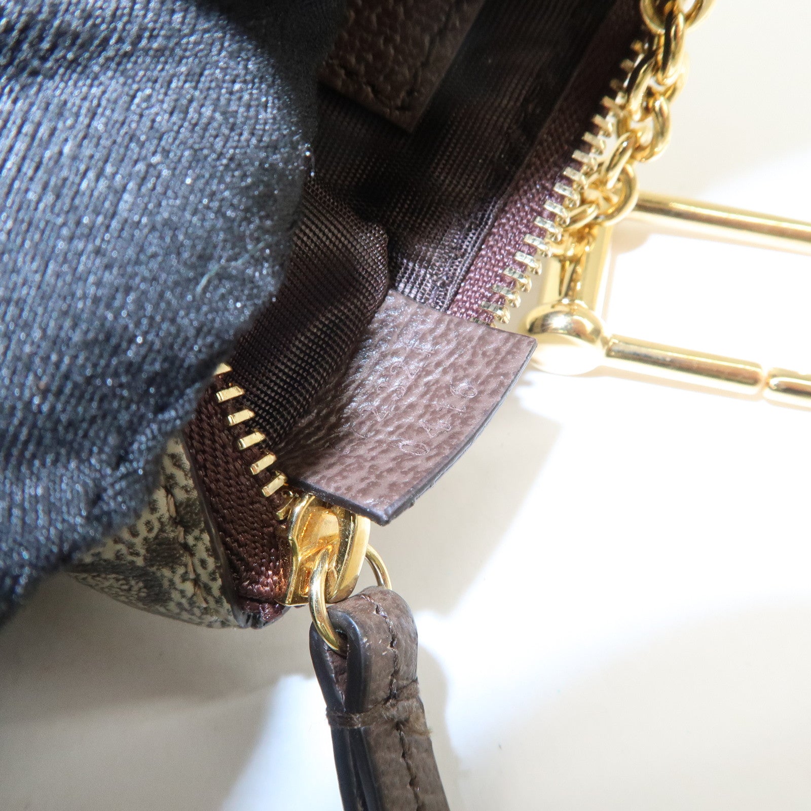 GUCCI GG Supreme Leather Coin Case Key Case 772321 Used