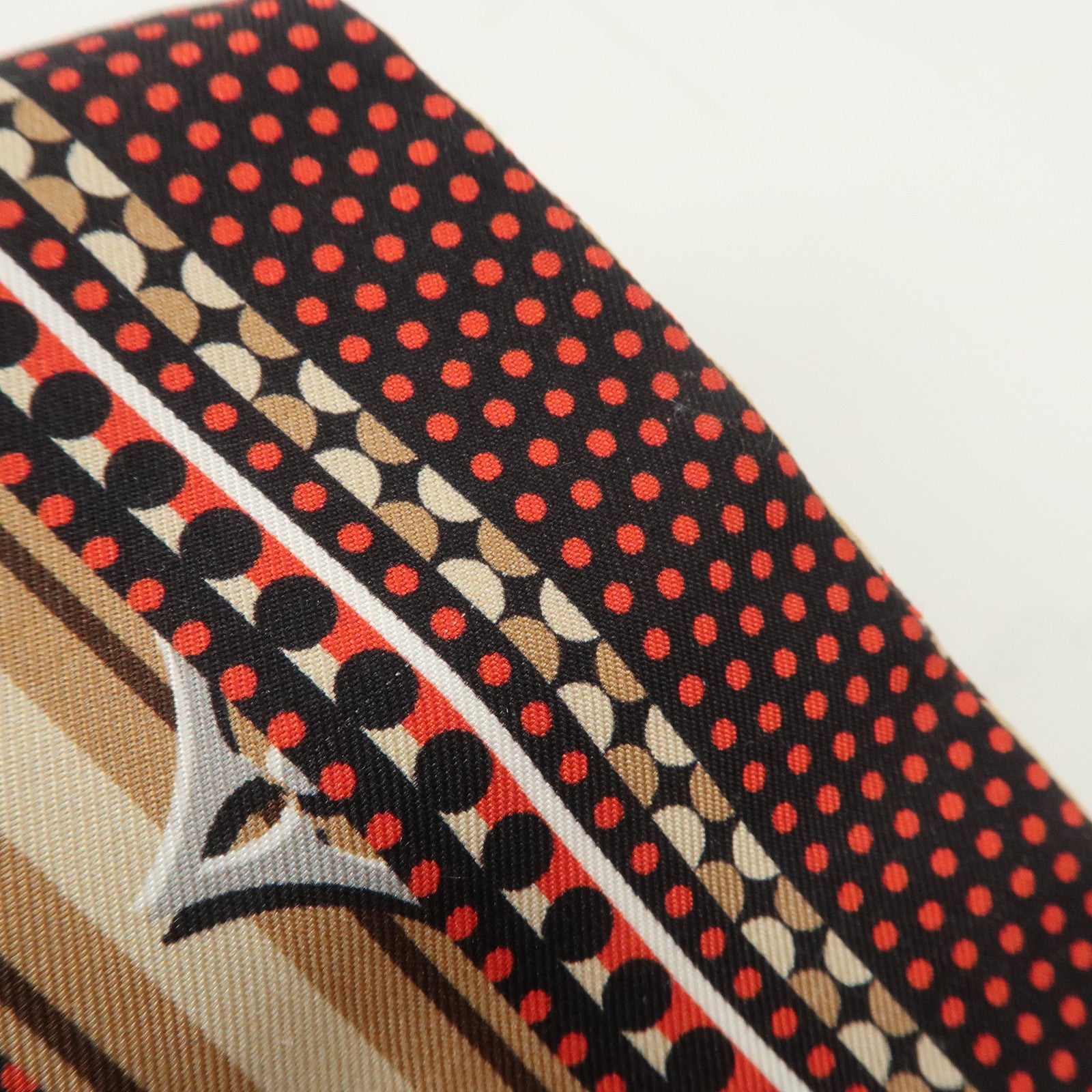 Louis Vuitton 100% Silk Bandeau Monodots Scarf Beige Red M70848