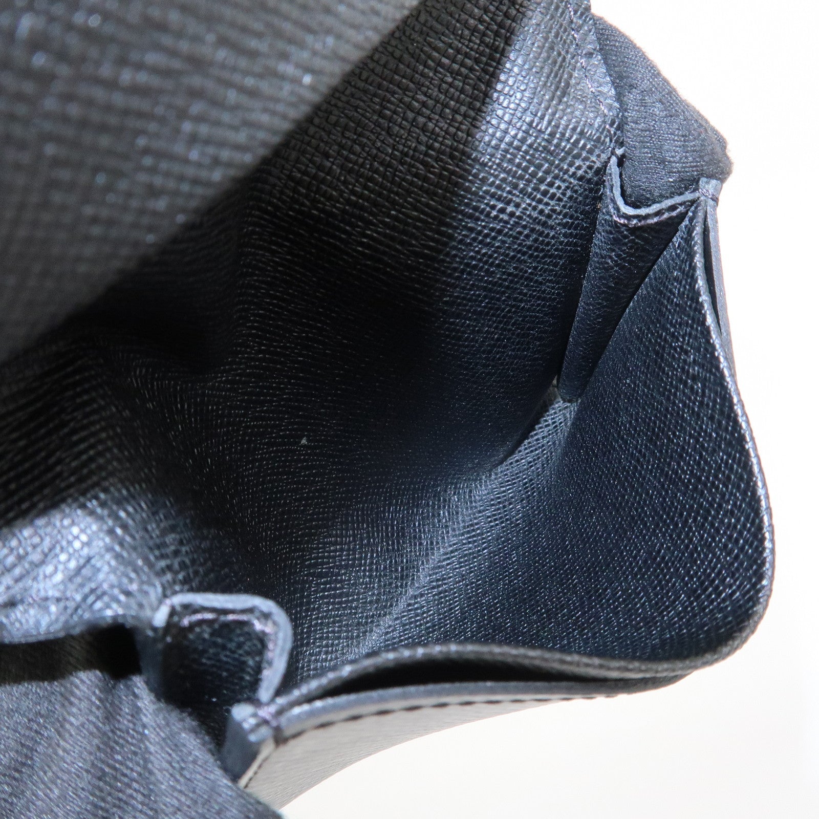 Louis Vuitton Taiga Enveloppe Cartes de Visite Card Case M30922