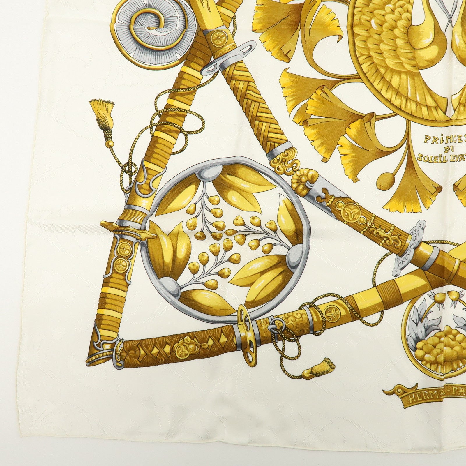 HERMES Carre 90 Silk 100% Scarf DAIMYO PRINCES DU SOLEIL LEVANT