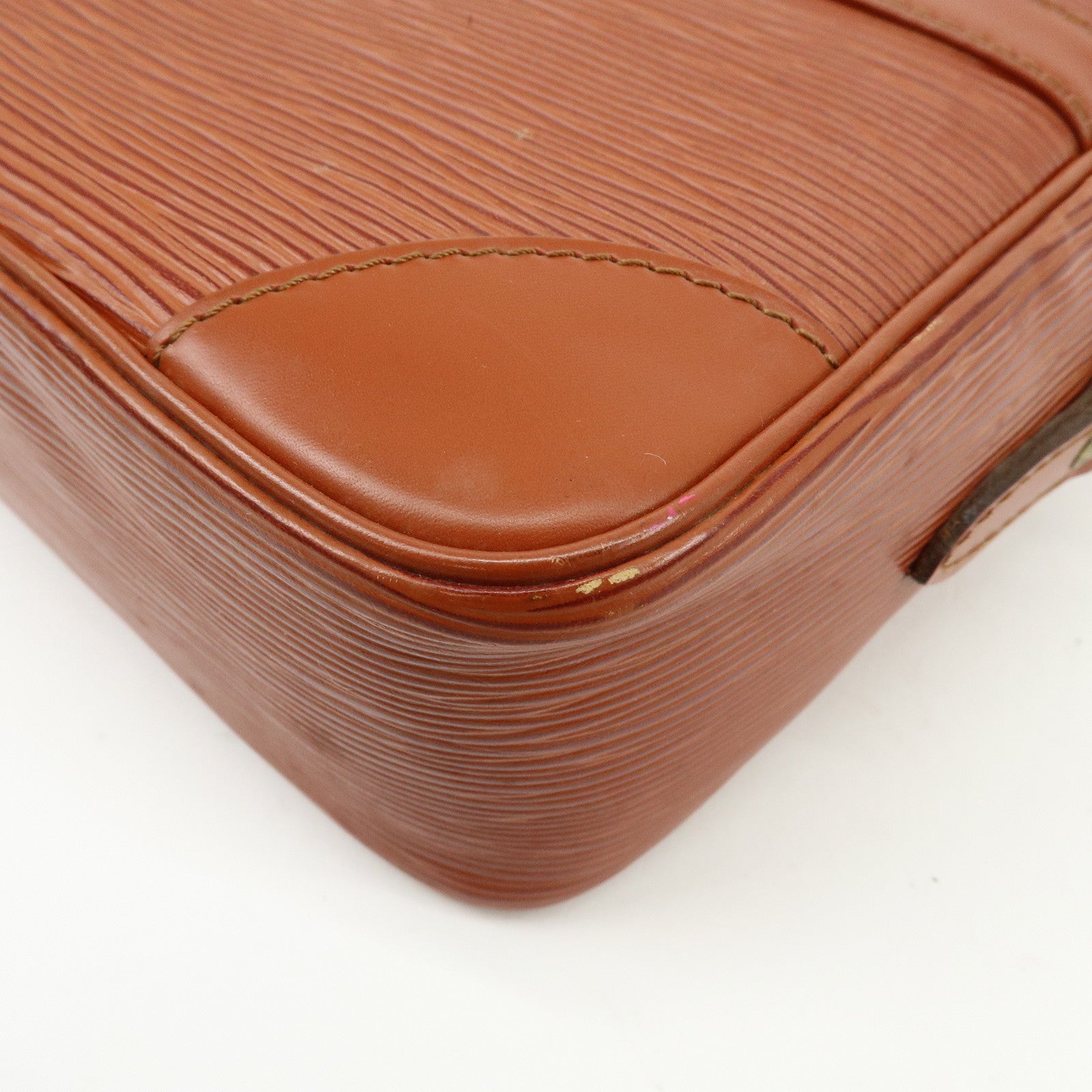 Louis Vuitton Epi Trocadero 24 Shoulder Crossbody Bag Brown M52313