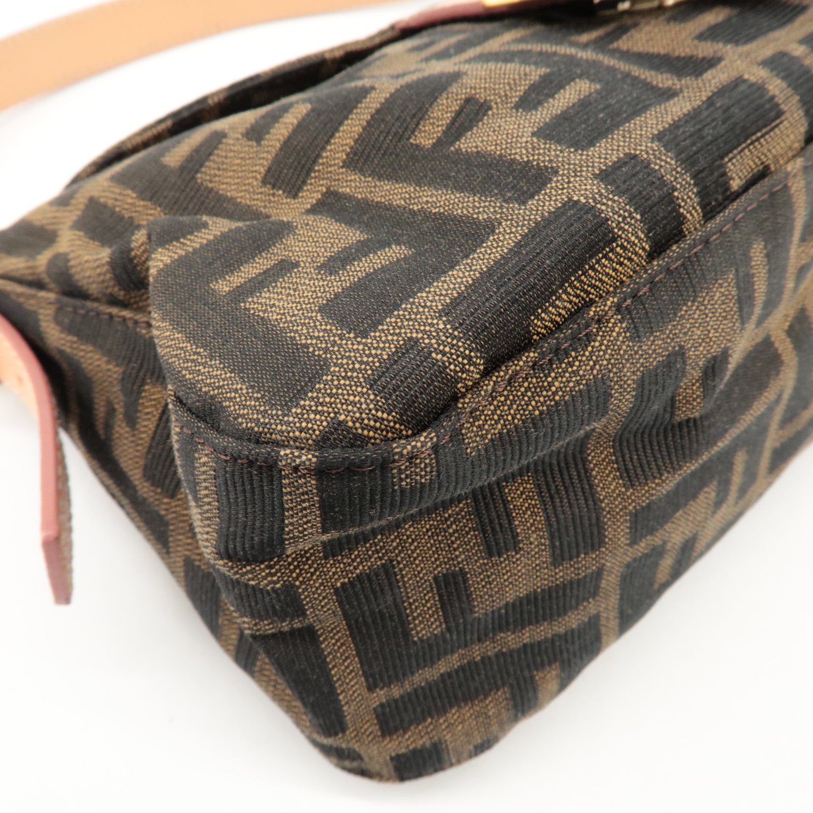 FENDI Zucca Canvas Leather Shoulder Bag Brown Pink Beige 26725 Used