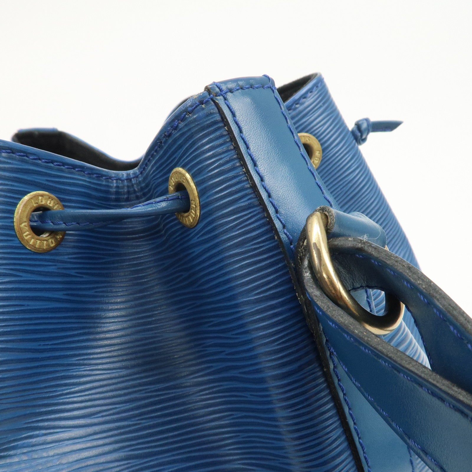 Louis Vuitton Epi Leather Petit Noe Shoulder Bag Toledo Blue M44105