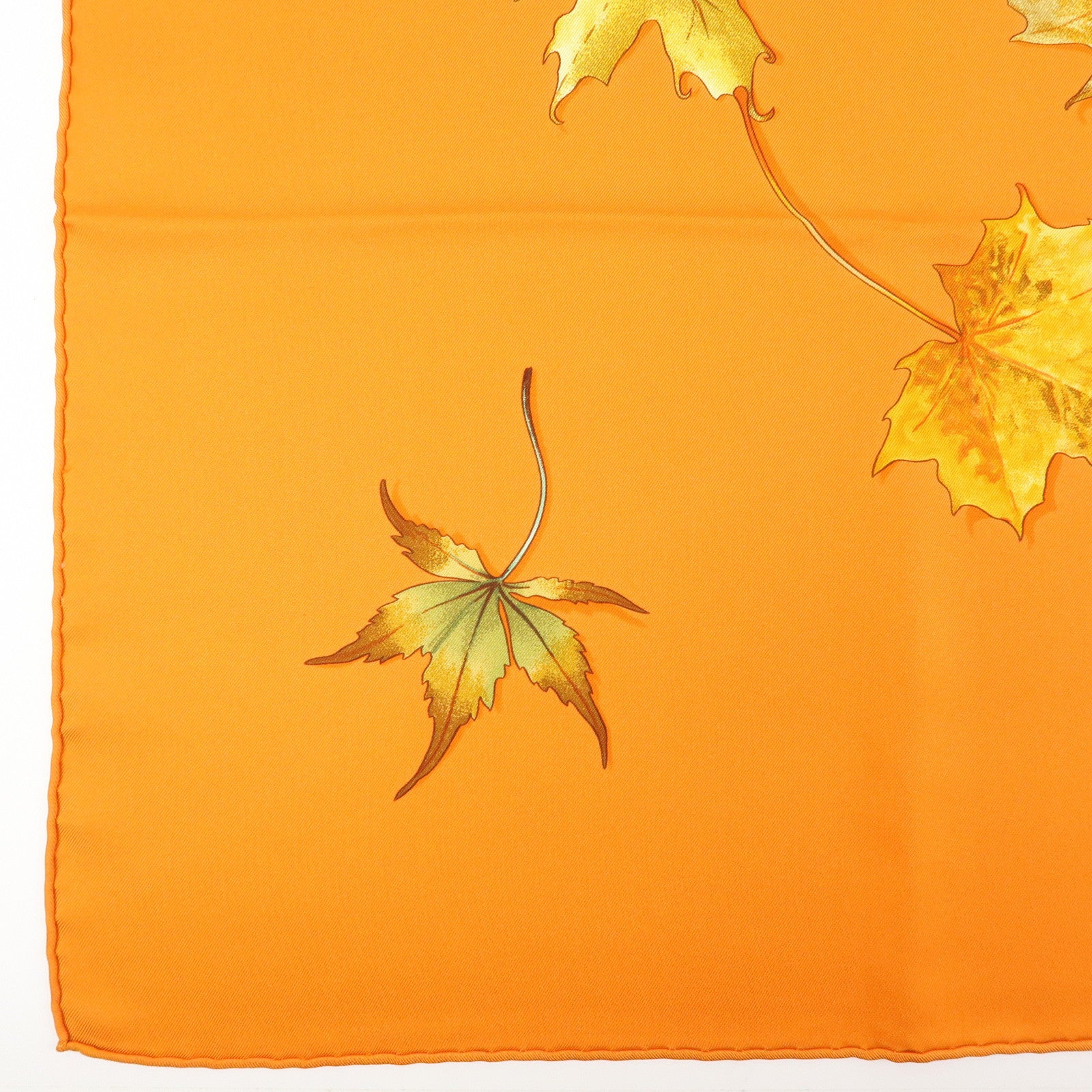 HERMES Carre 90 Silk 100% Scarf A WALK IN THE PARK Orange