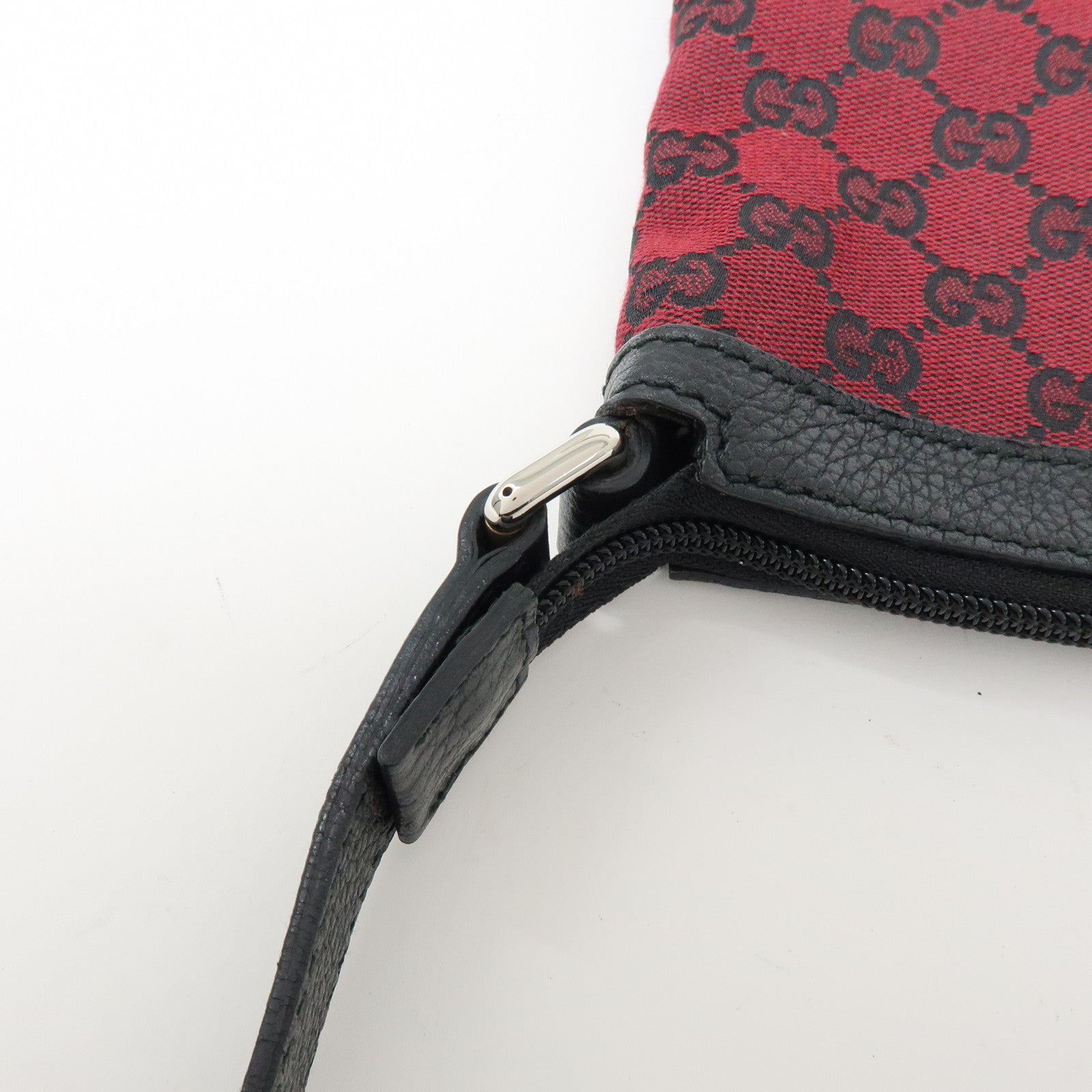 GUCCI GG Canvas Leather Shoulder Bag Crossbody Bag Red Black 272380