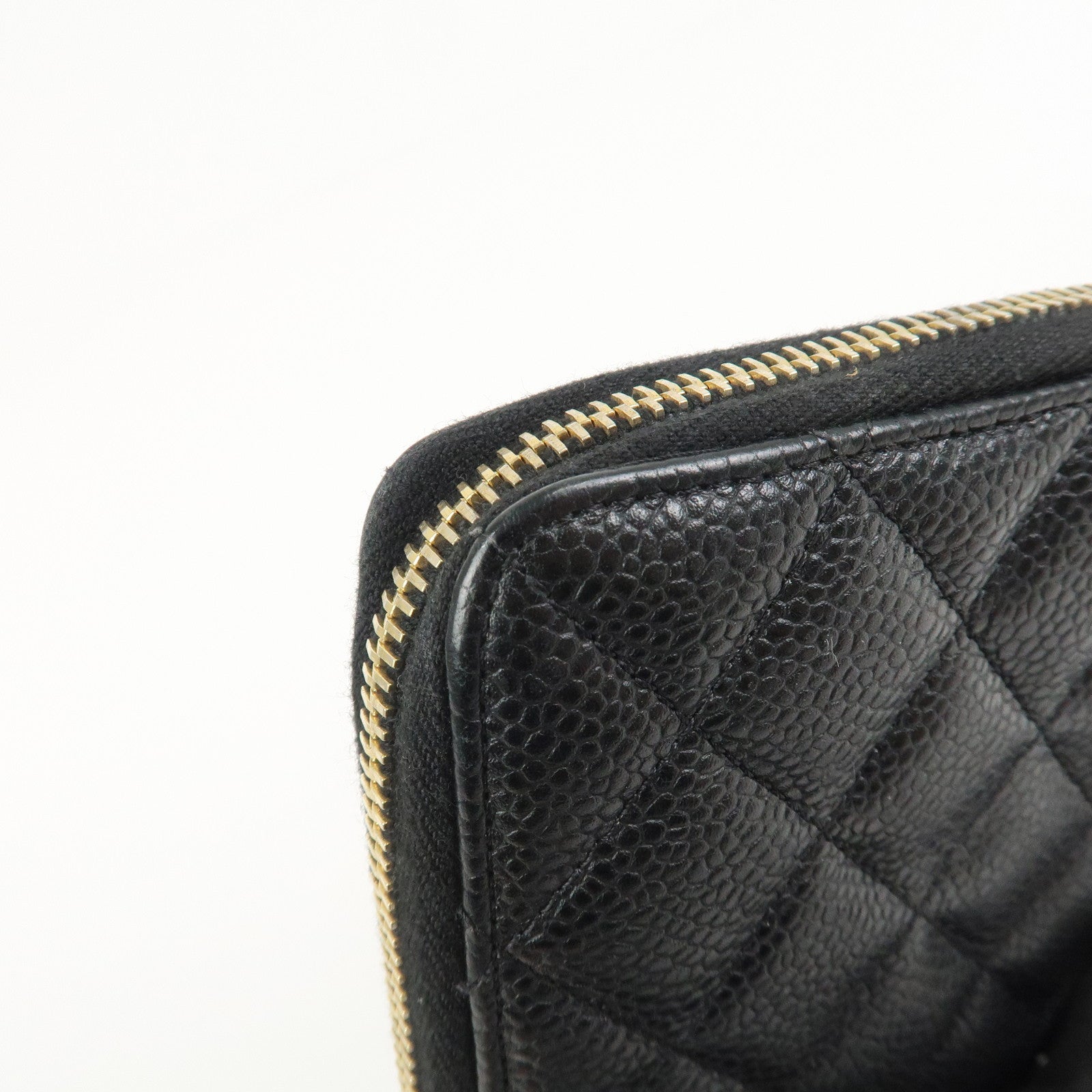 CHANEL COCO Mark Matelasse Classic Round Zippy Wallet Black AP0242