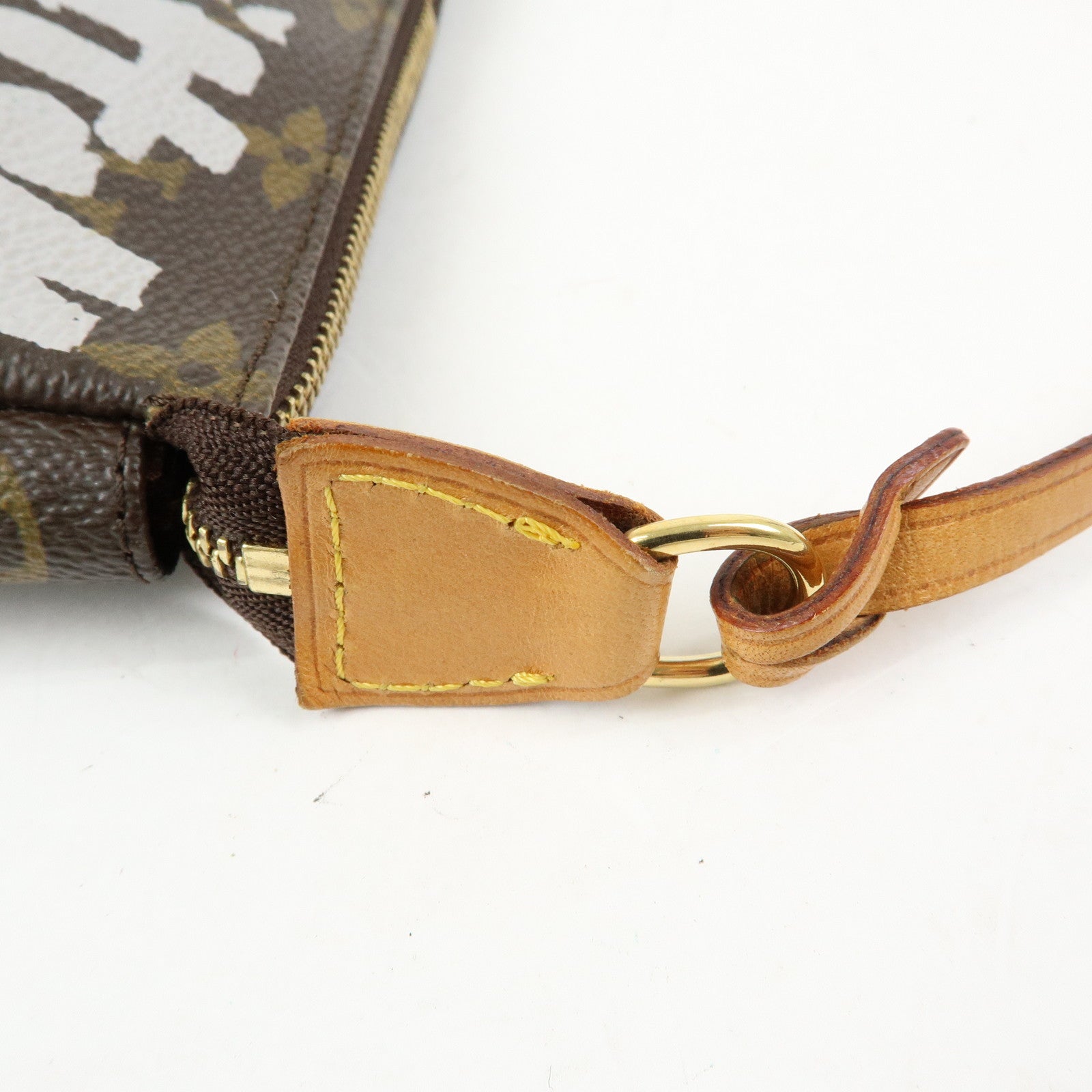 Louis Vuitton Monogram Graffiti Pochette Accessoires Pouch M92192