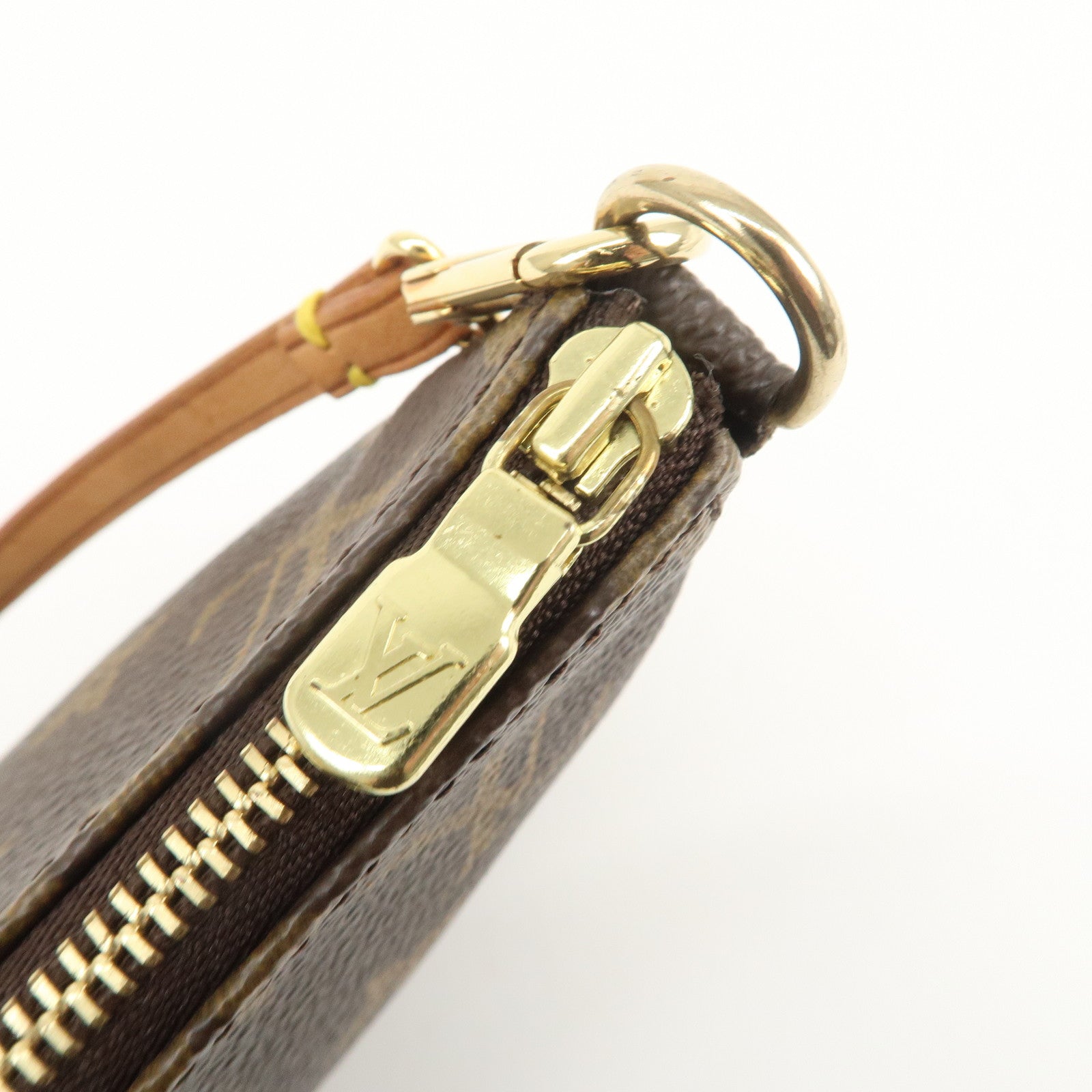 Louis Vuitton Monogram Pochette Accessoires Pouch Hand Bag M51980