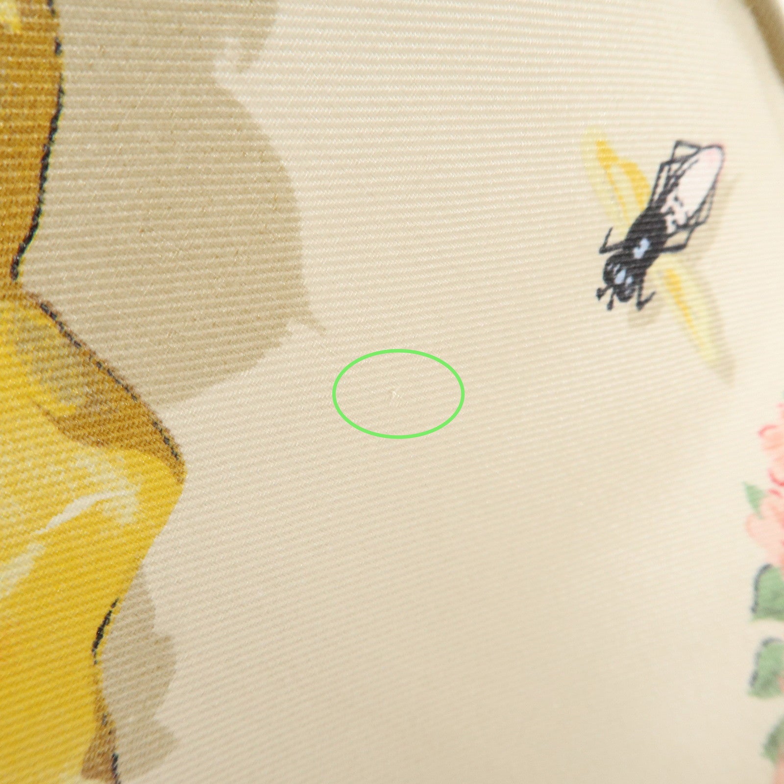 GUCCI Silk 100% Botanical Scarf Beige Multicolor