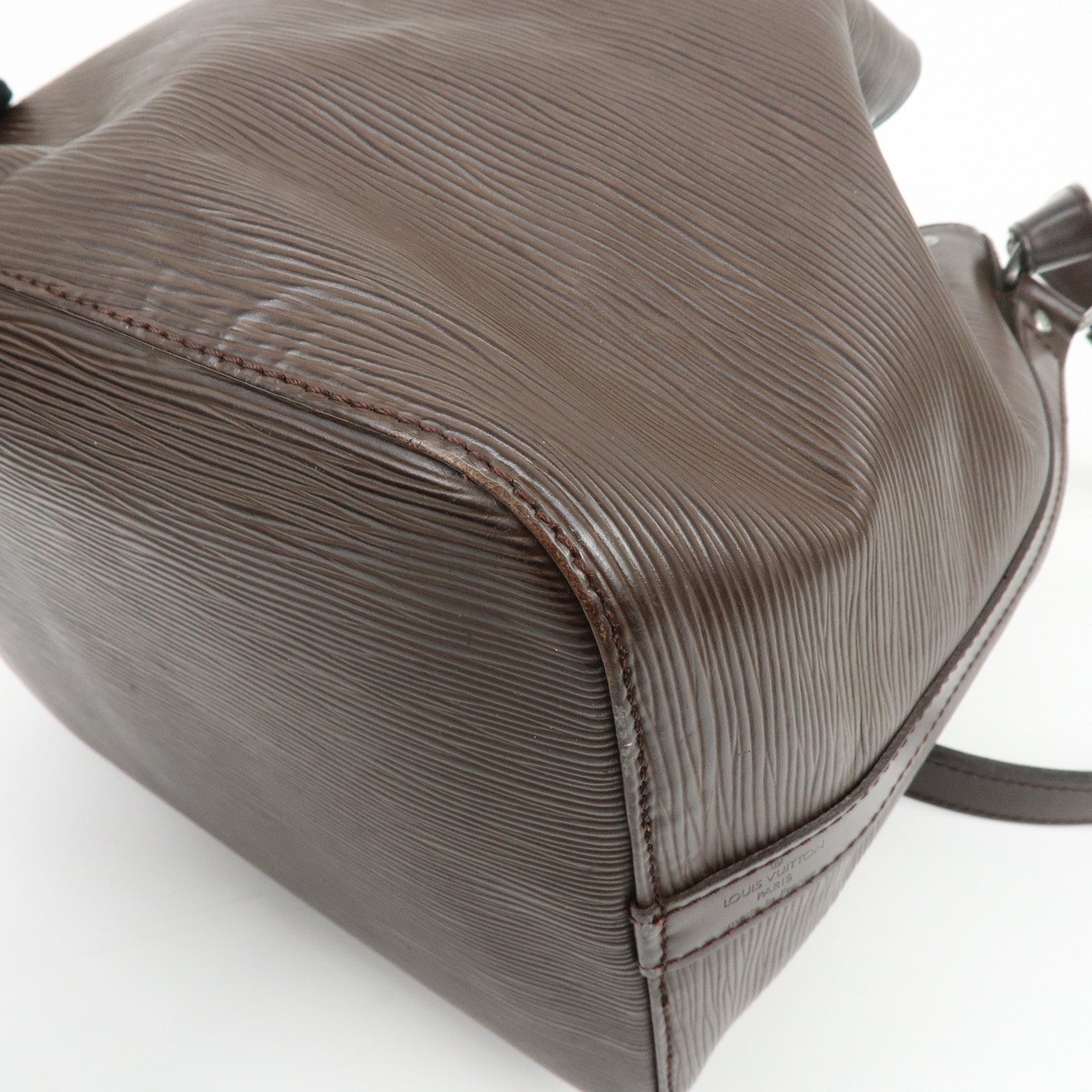 Louis Vuitton Epi Leather Petit Noe Shoulder Bag Mocha M5901D
