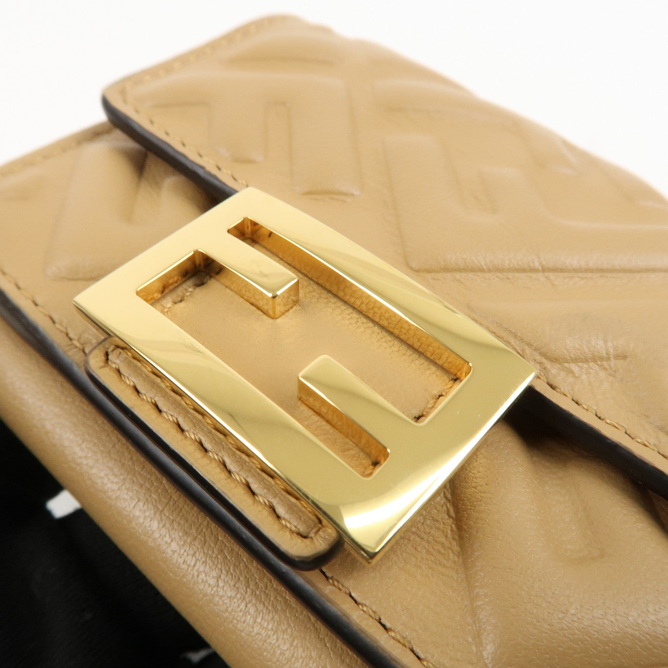 FENDI Zucca Baguette Leather Micro Tri-fold Wallet Beige 8M0395 Used