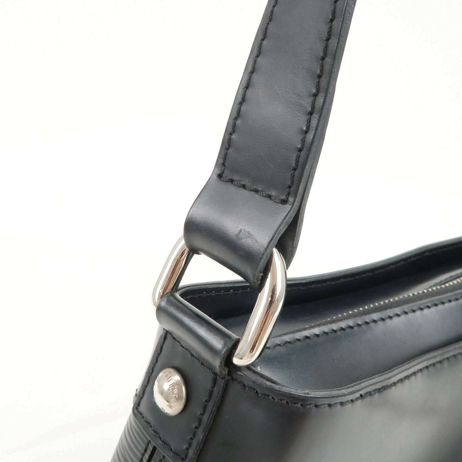 Louis Vuitton Epi Leather Turen PM Shoulder Bag Noir M59282