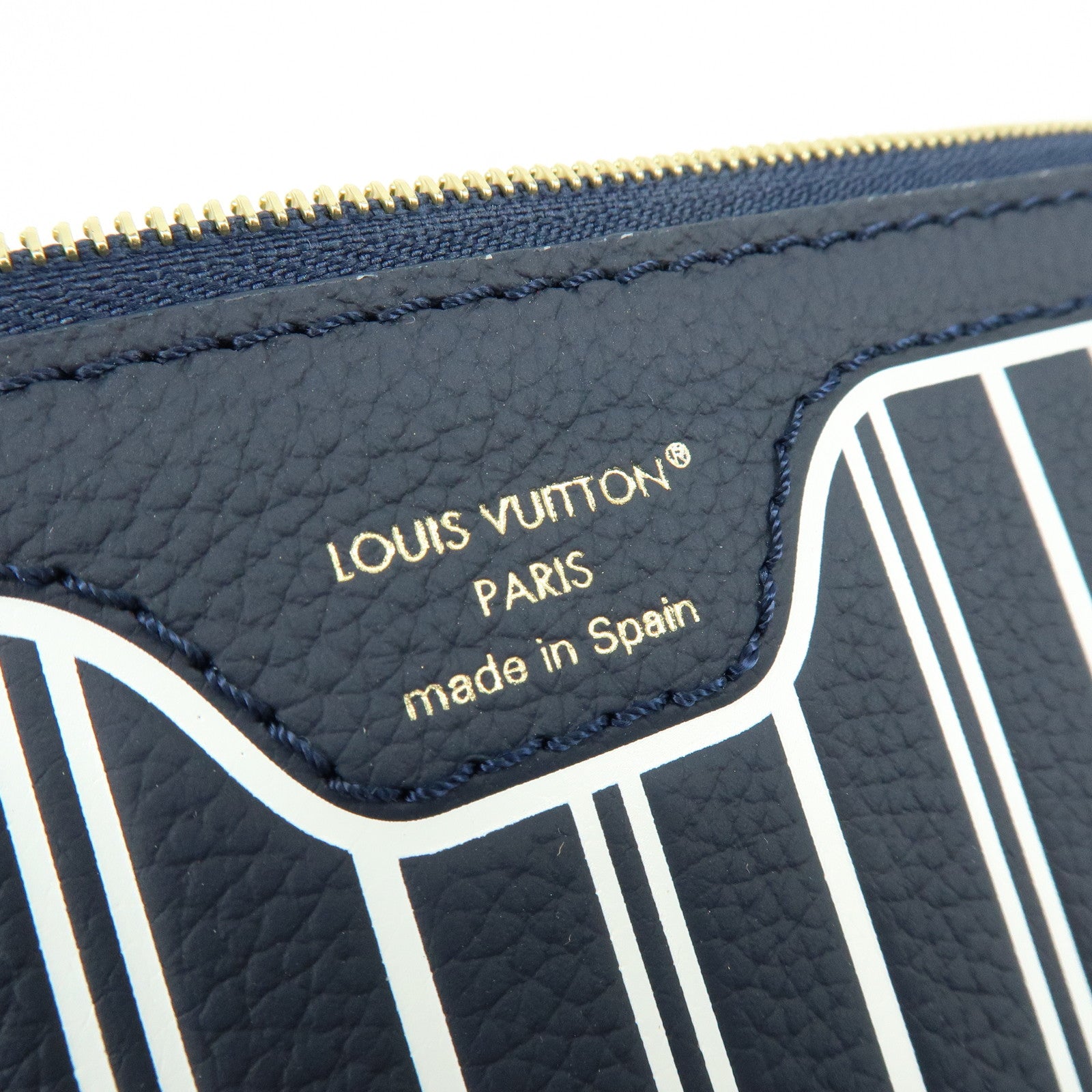Louis Vuitton Monogram Grain Leather Pouch for Neverfull MM M14994