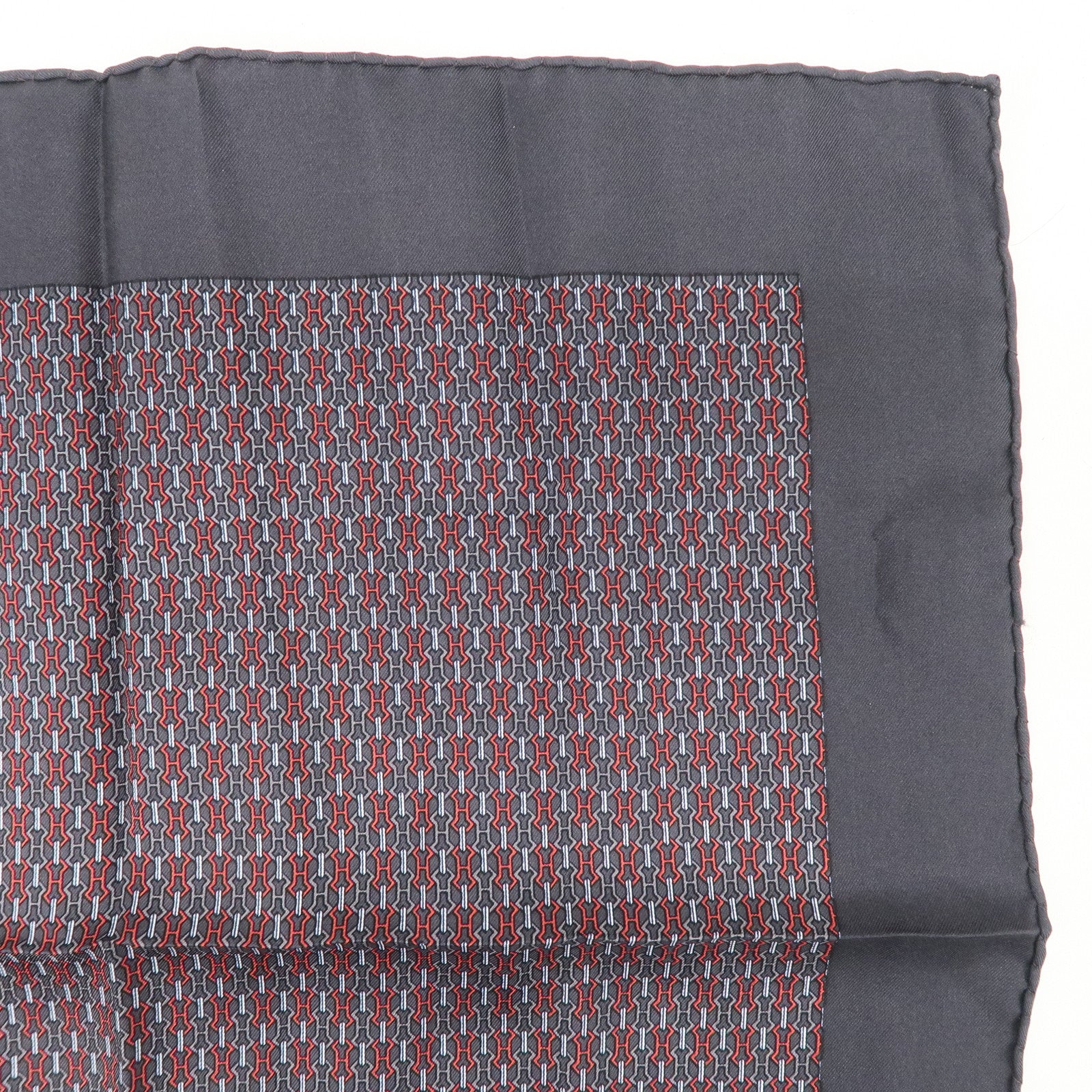 HERMES Carre 40 Silk 100% Scarf Petit Carre Mini Scarf Black