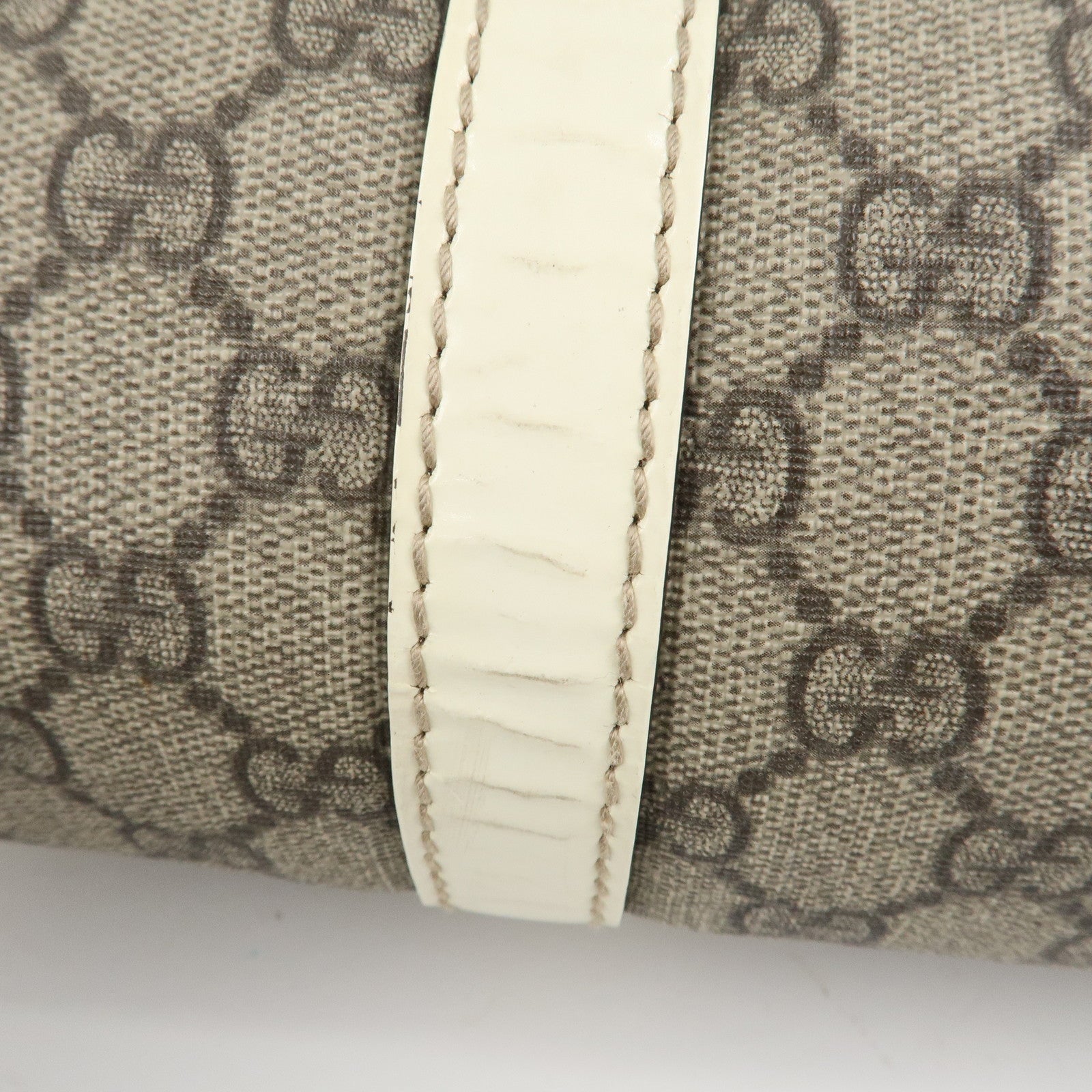 GUCCI GG Supreme Patent Leather Shoulder Bag Beige White 203494 Used