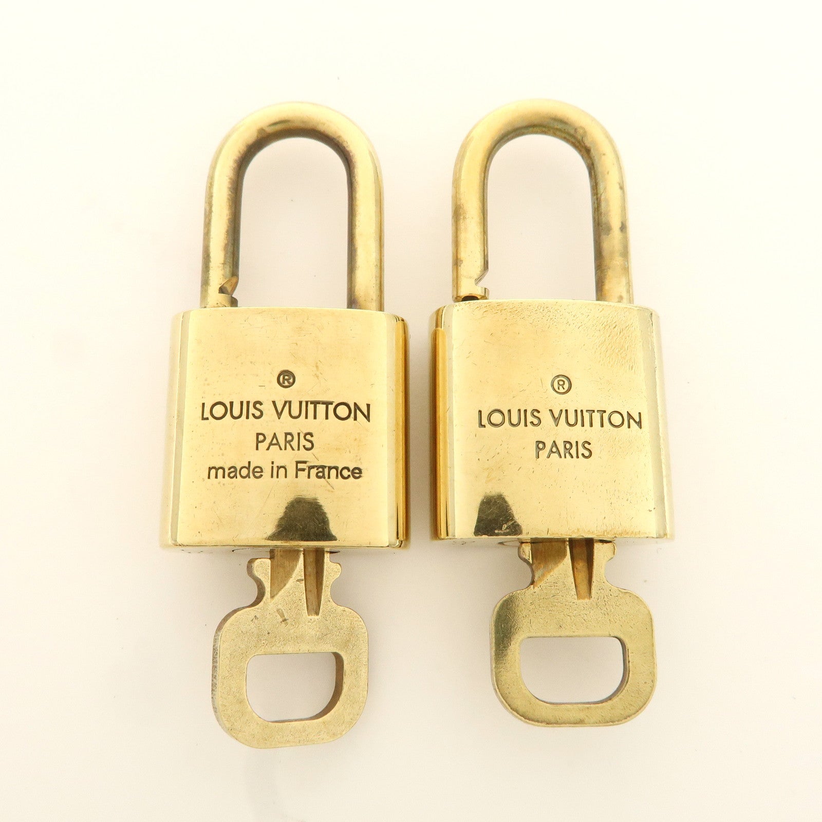 Louis Vuitton Set of 10 Lock & Key Cadena Key Lock