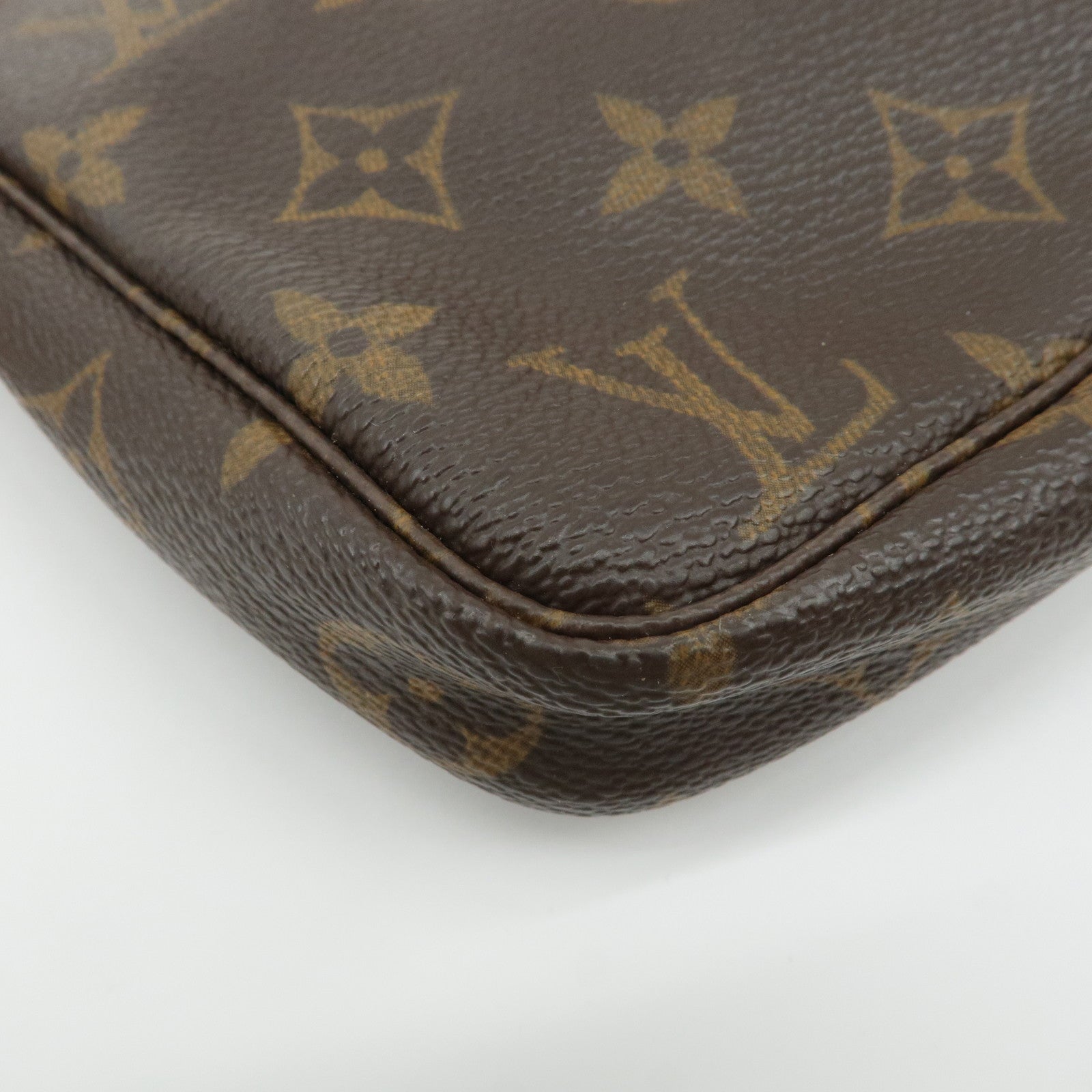 Louis Vuitton Monogram Pochette Accessoires Pouch M51980