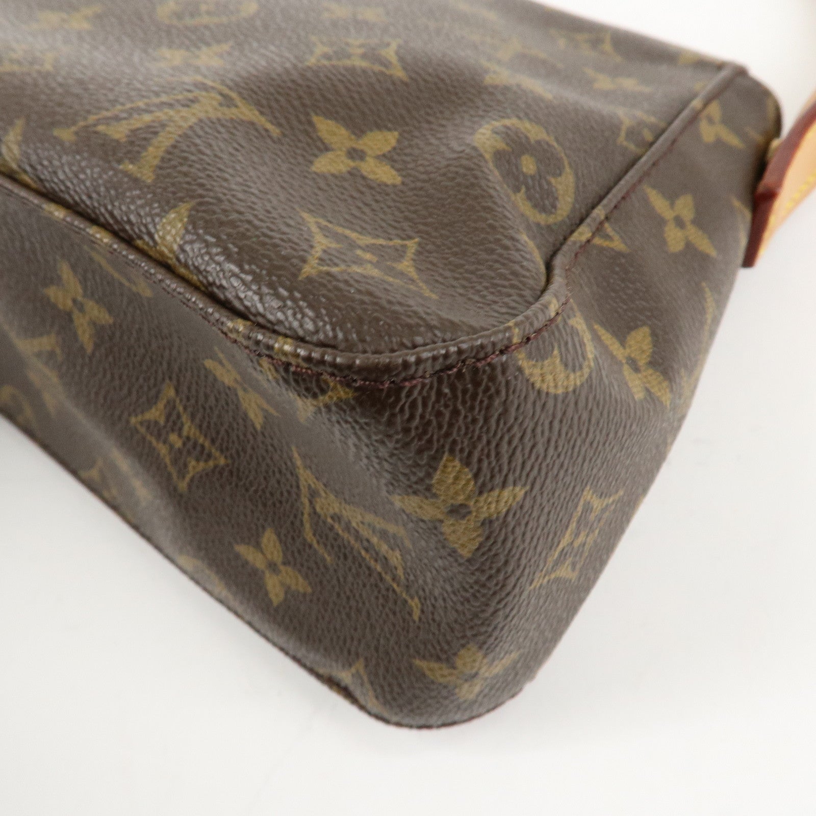 Louis Vuitton Monogram Mini Looping Shoulder Bag Hand Bag M51147