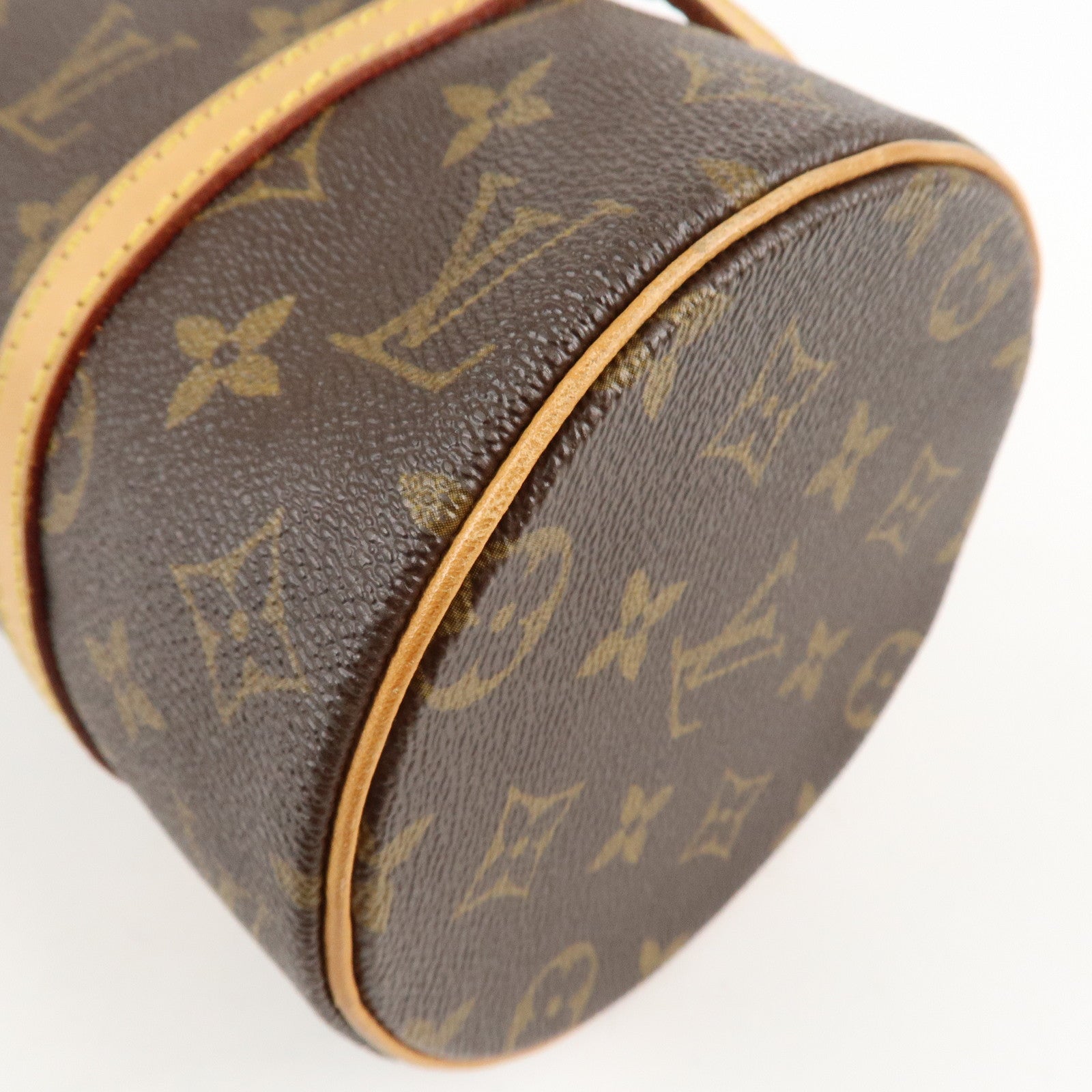 Louis Vuitton Monogram Papillon 26 Hand Bag New Style M51386