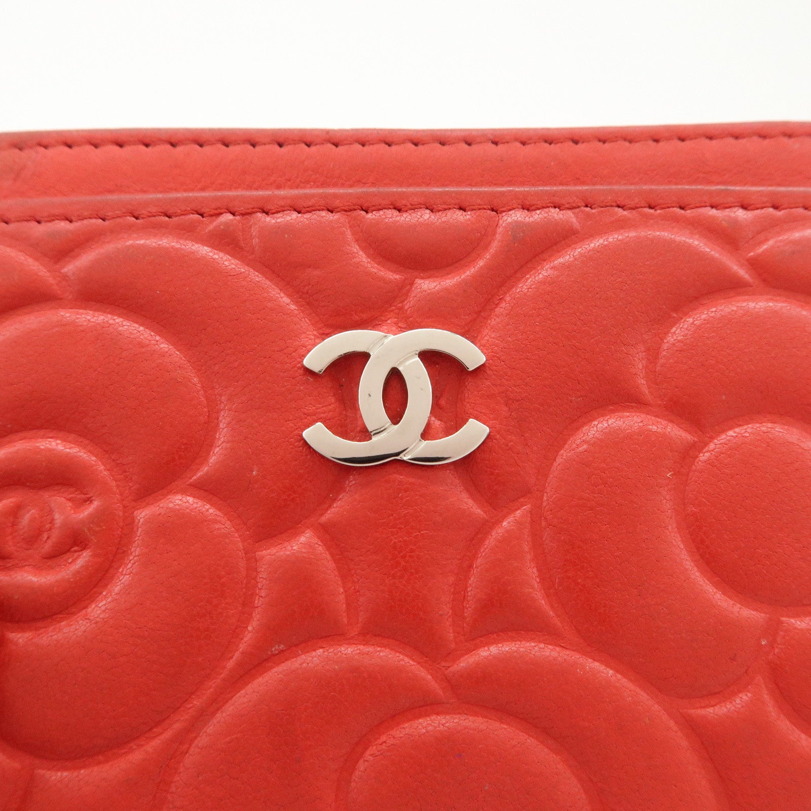 CHANEL Camellia Lambskin Embossed Card Case Red A3173855