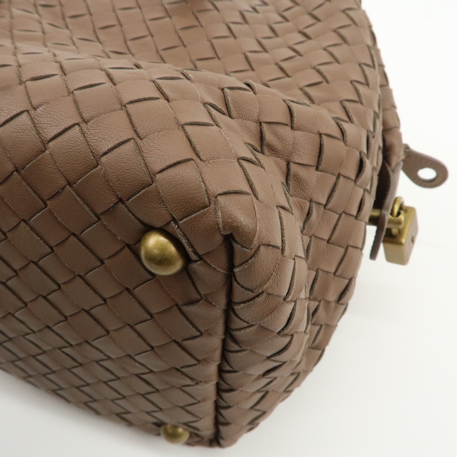 BOTTEGA VENETA Intrecciato Leather Montaigne Boston Bag Brown 173398