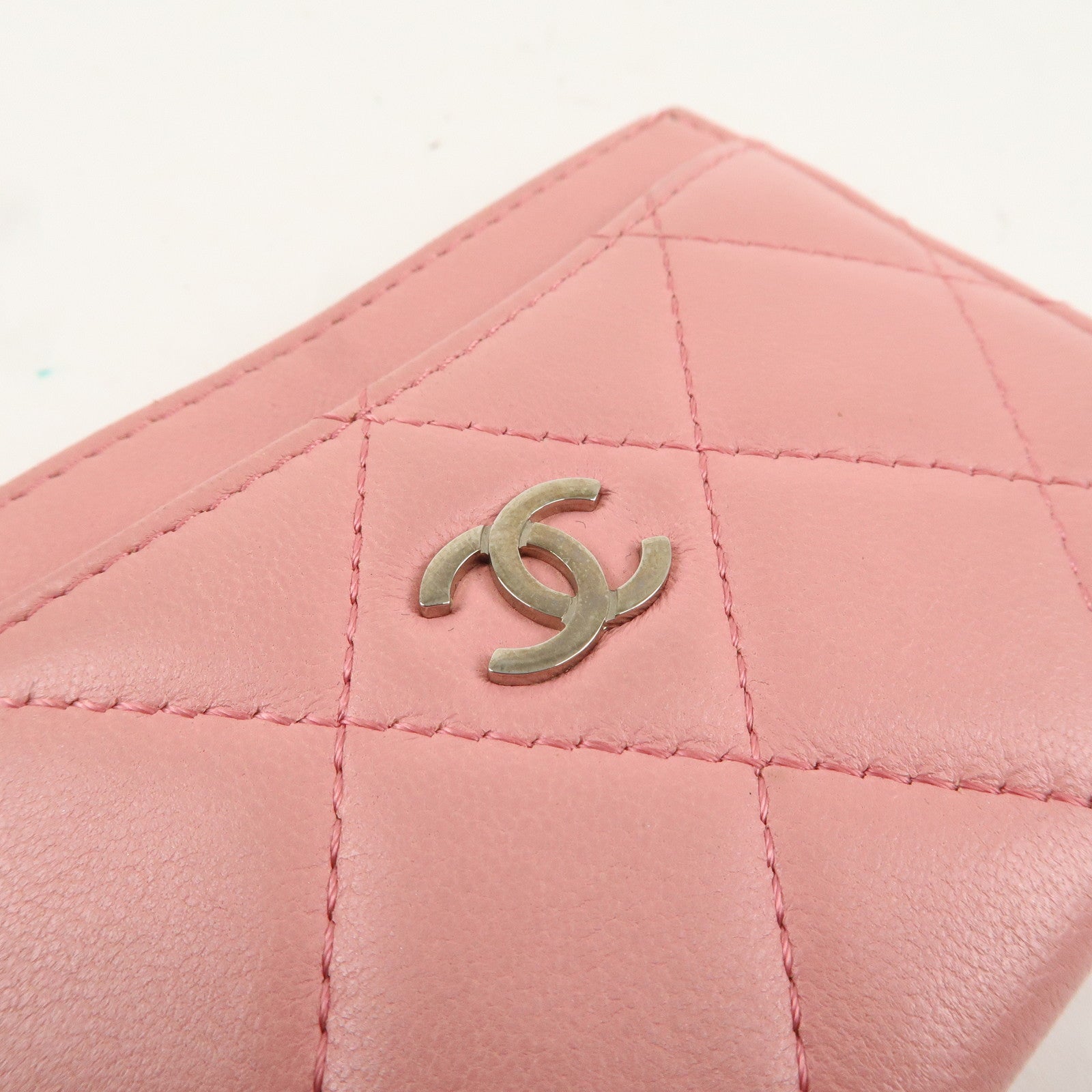 CHANEL Matelasse Leather Card Case Pink Gold A31510