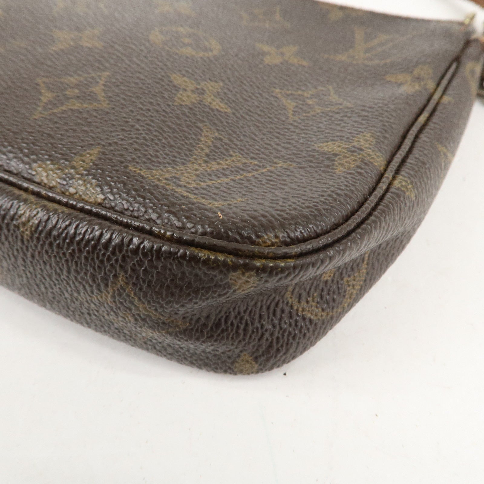 Louis Vuitton Monogram Pochette Accessoires Pouch M51980