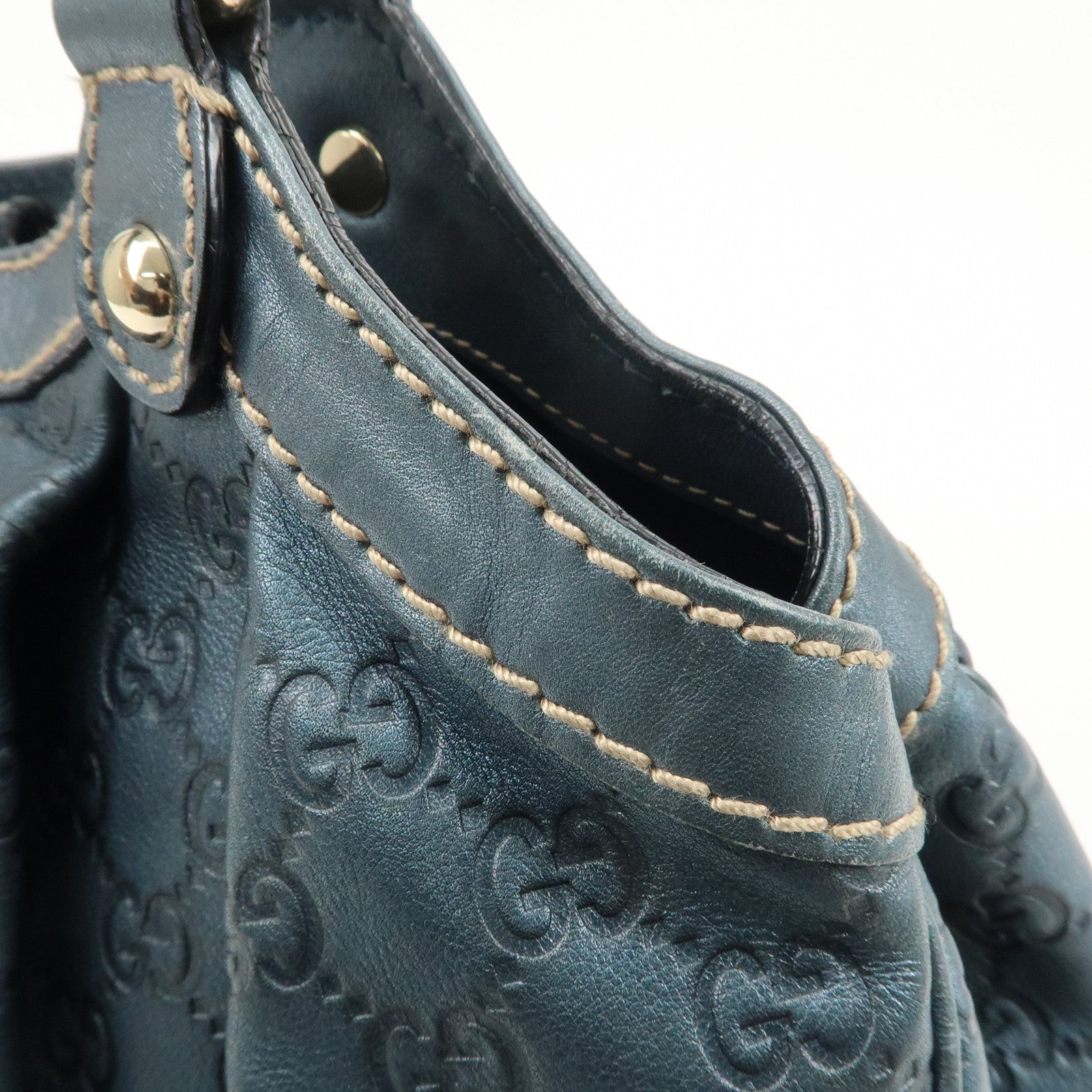 GUCCI Sukey Guccissima Leather Handbag Pearl Blue 211944