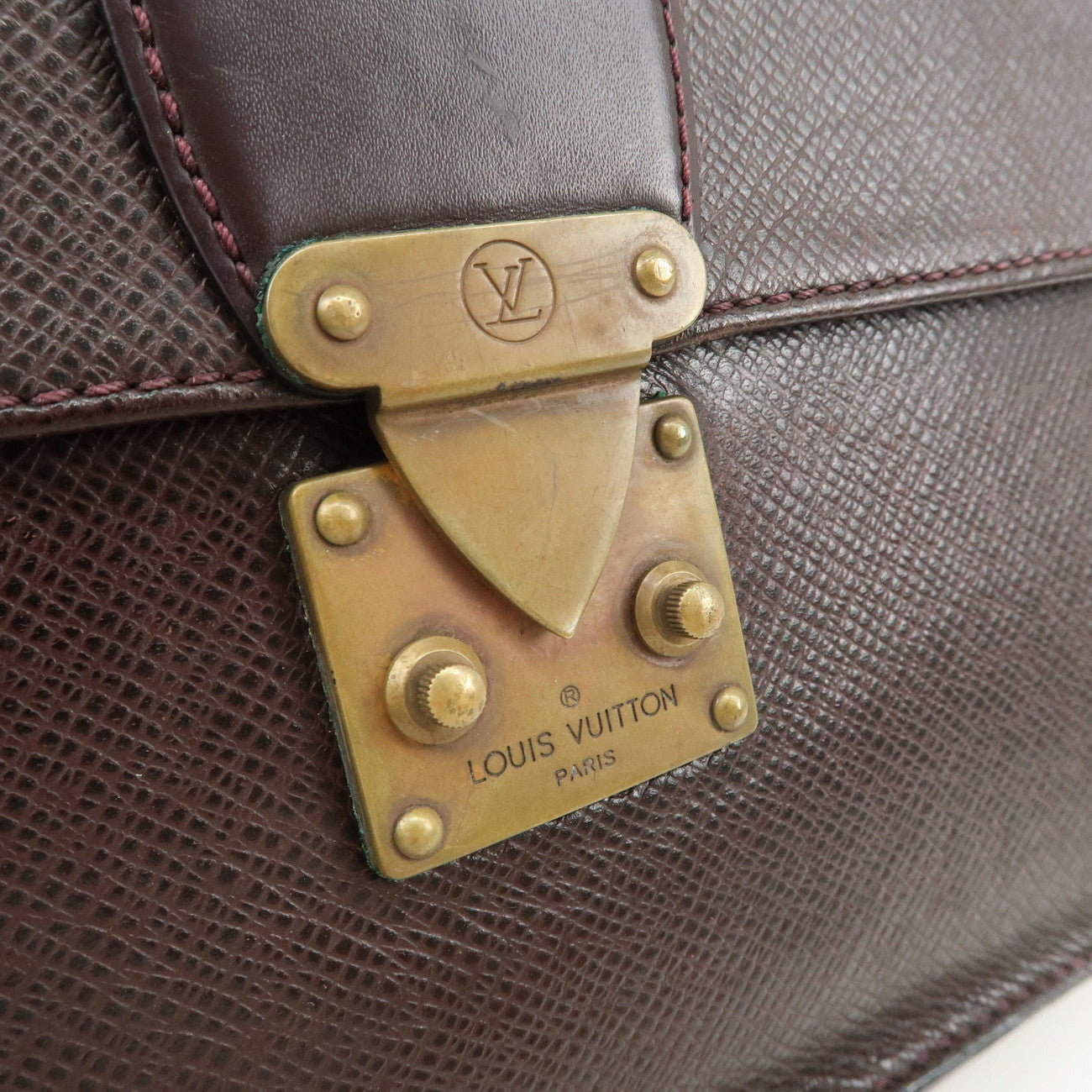 Louis Vuitton Taiga Clado Clutch Bag Acajou M30196