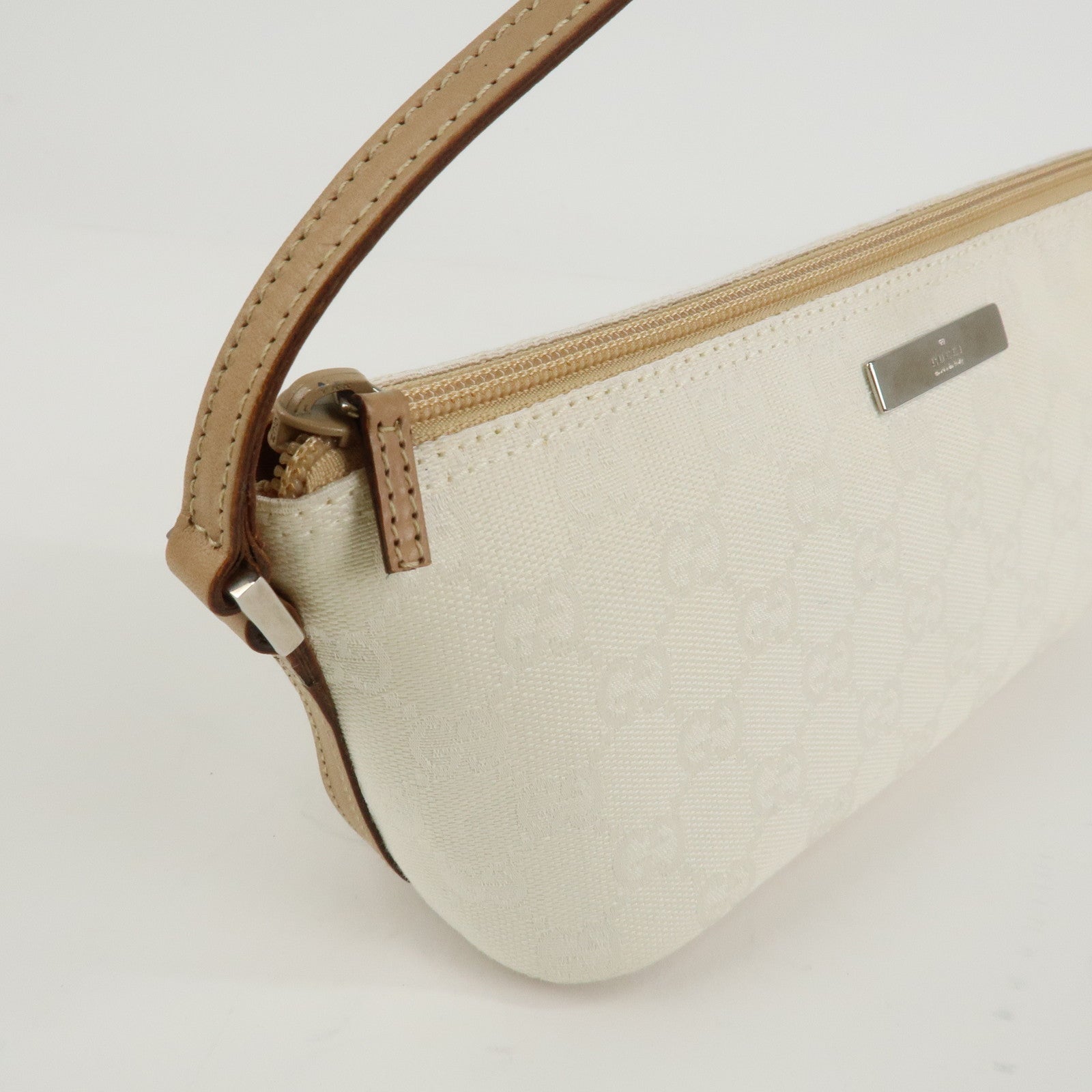 GUCCI Boat Bag GG Canvas Leather Hand Bag White Beige 039.1103 Used