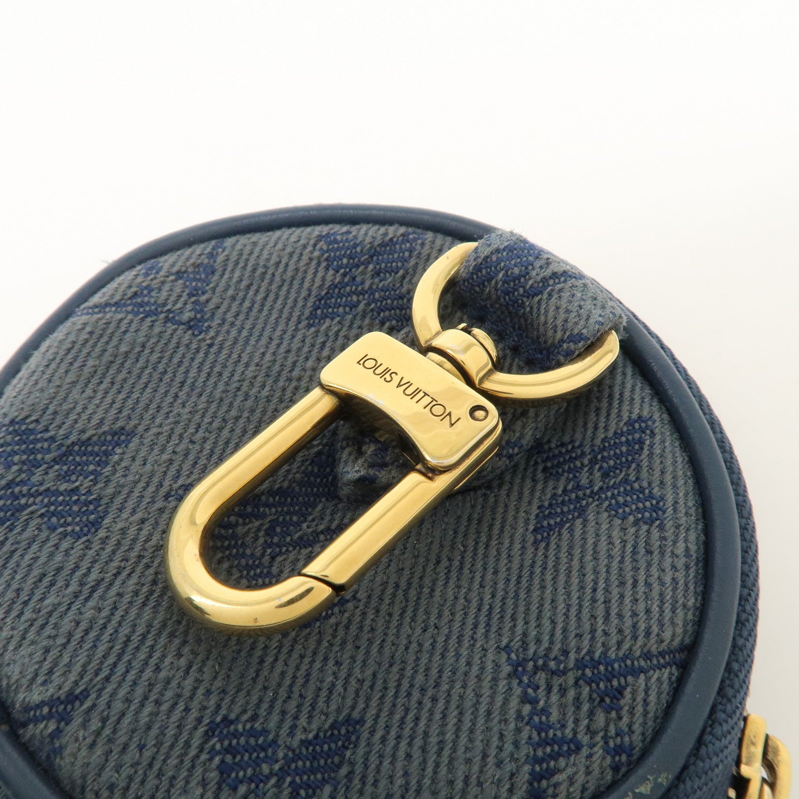 Louis Vuitton Monogram Denim Round Pouch Coin Case Blue M68290