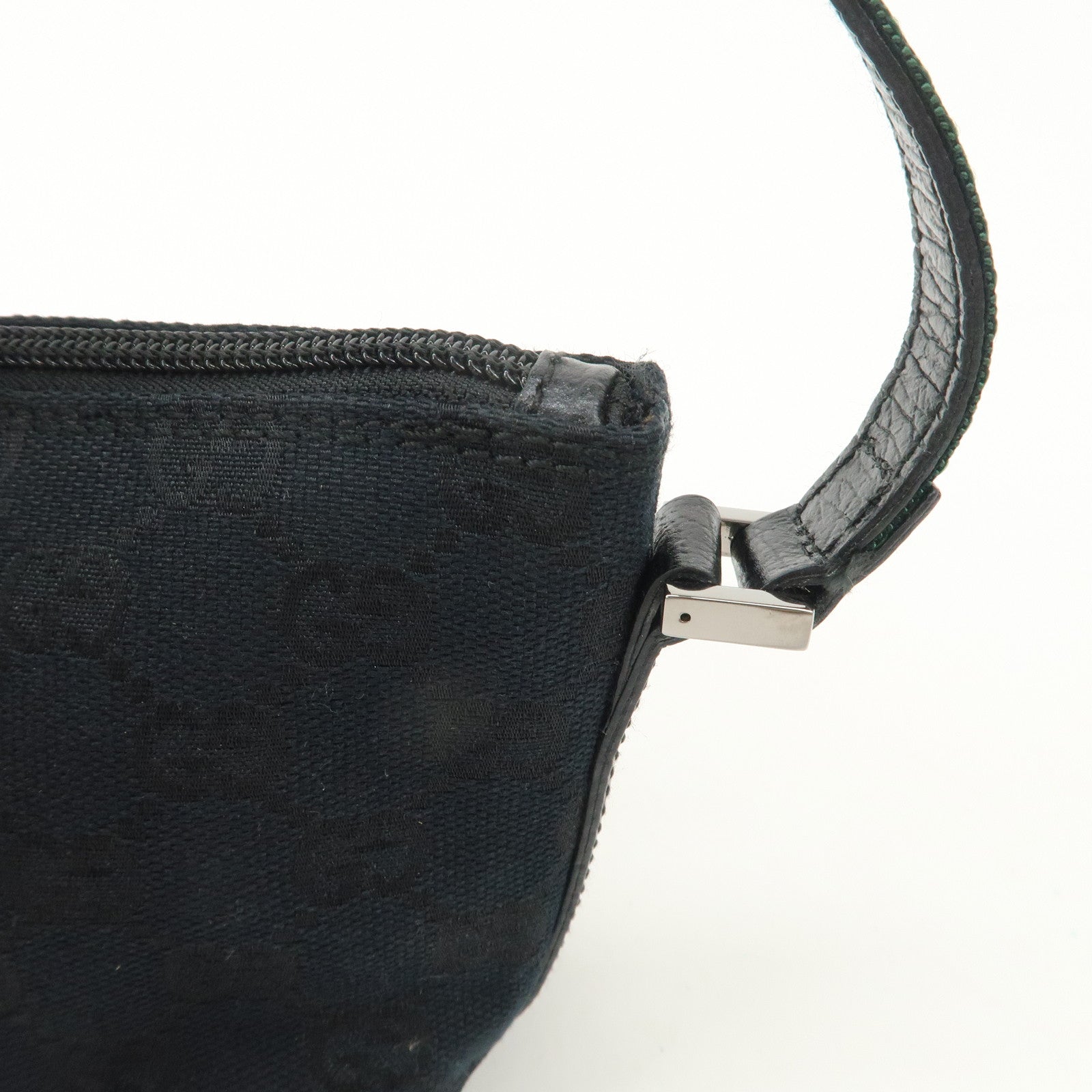 GUCCI Sherry GG Canvas Leather Hand Bag Accessorie Pouch 141809 Used