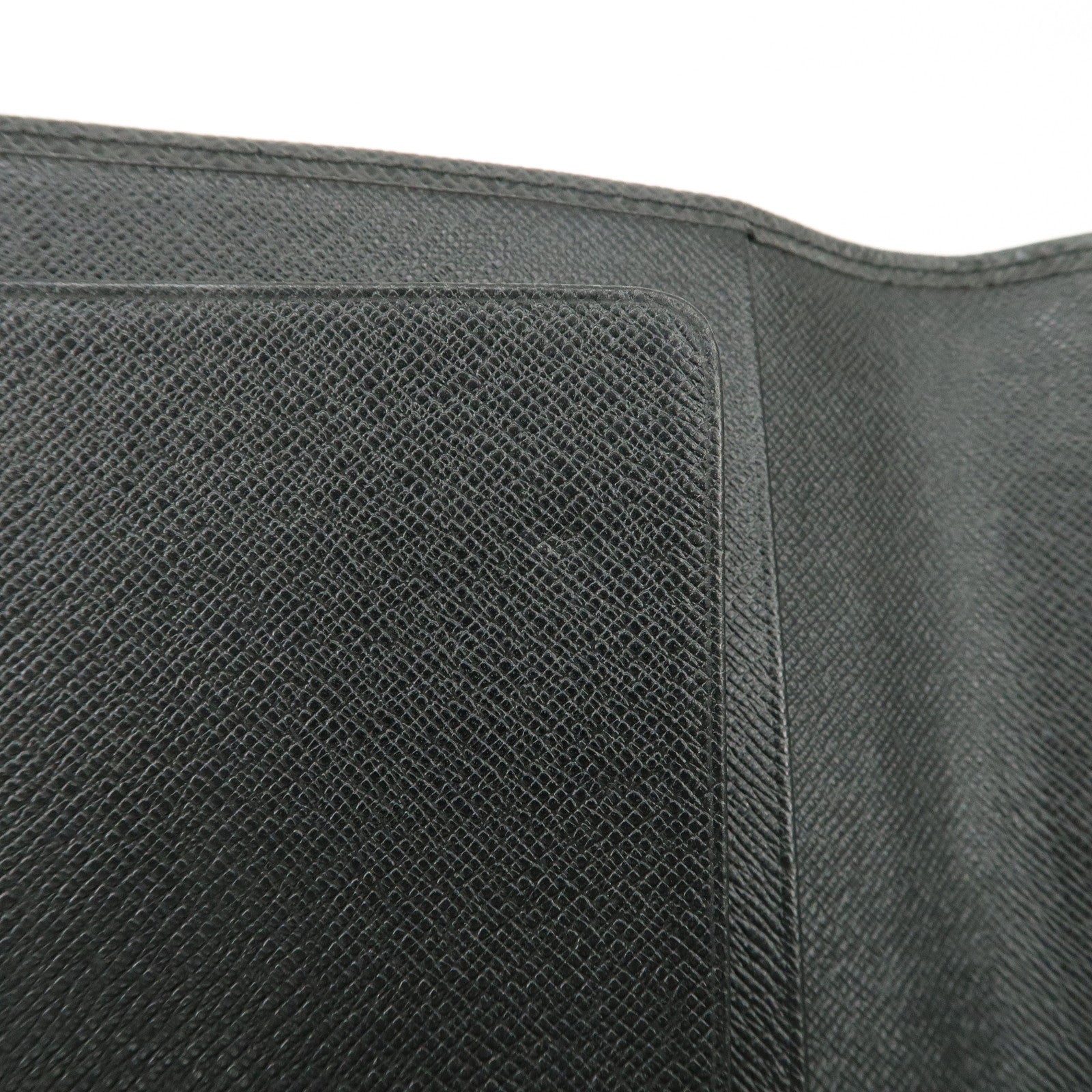 Louis Vuitton Taiga Agenda Bureau Planner Cover Ardoise R20409 Used