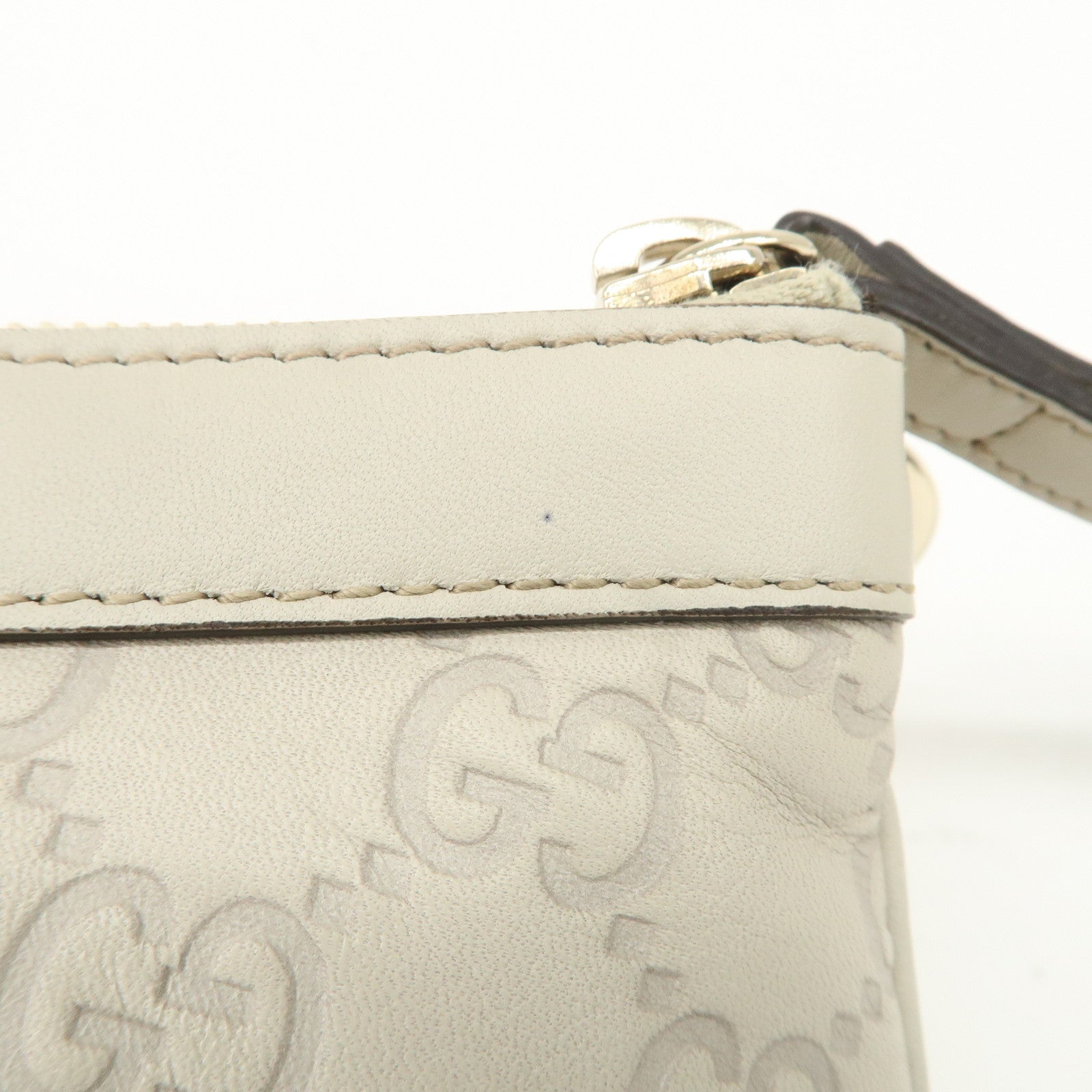 GUCCI Guccissima Guccissima Leather Pouch Ivory 212203