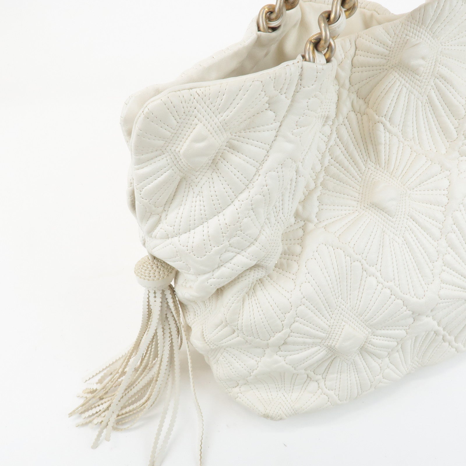 CHANEL Leather Quilting Chain Tote Bag White Used