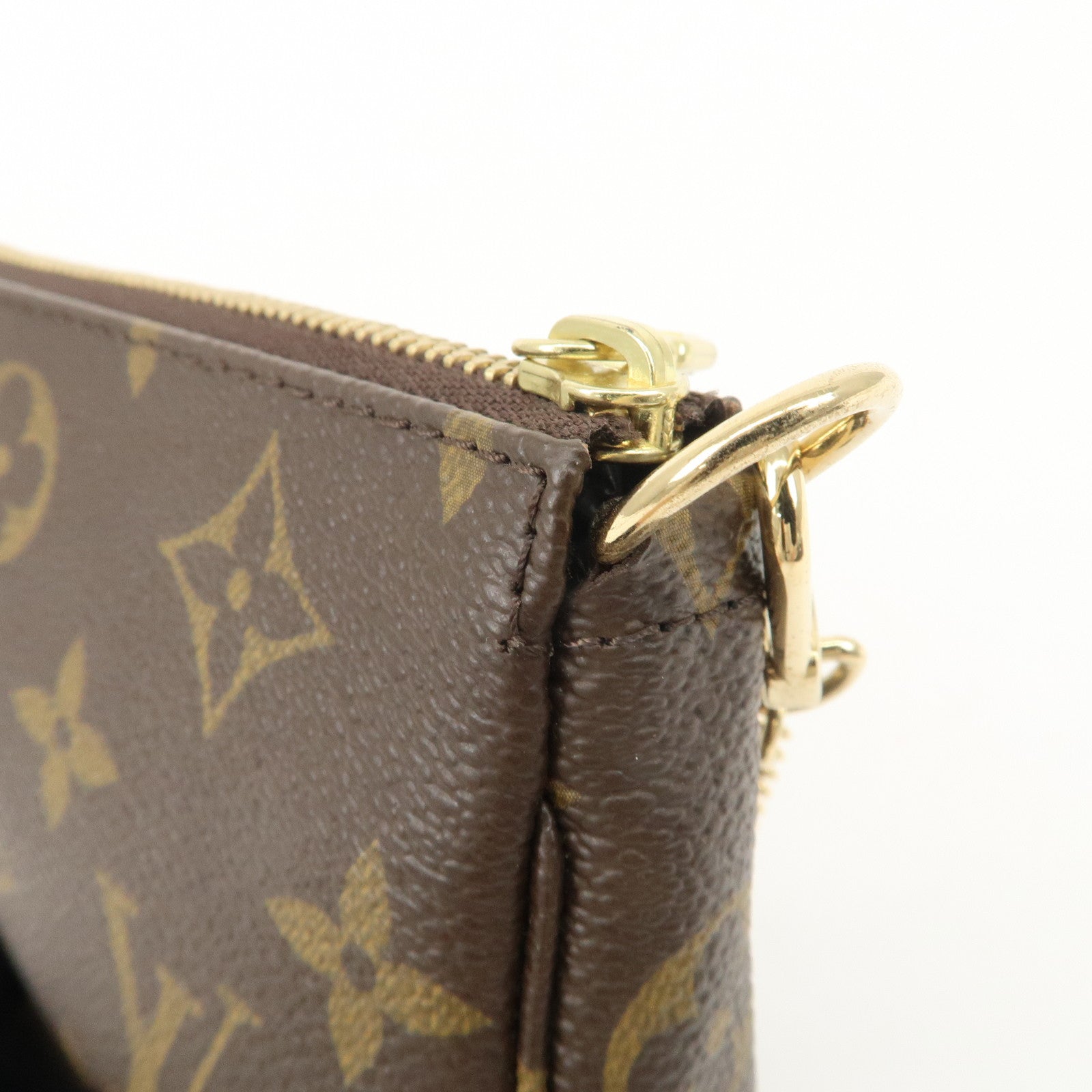 Louis Vuitton Monogram Mini Pochette Accessoires Pouch M58009