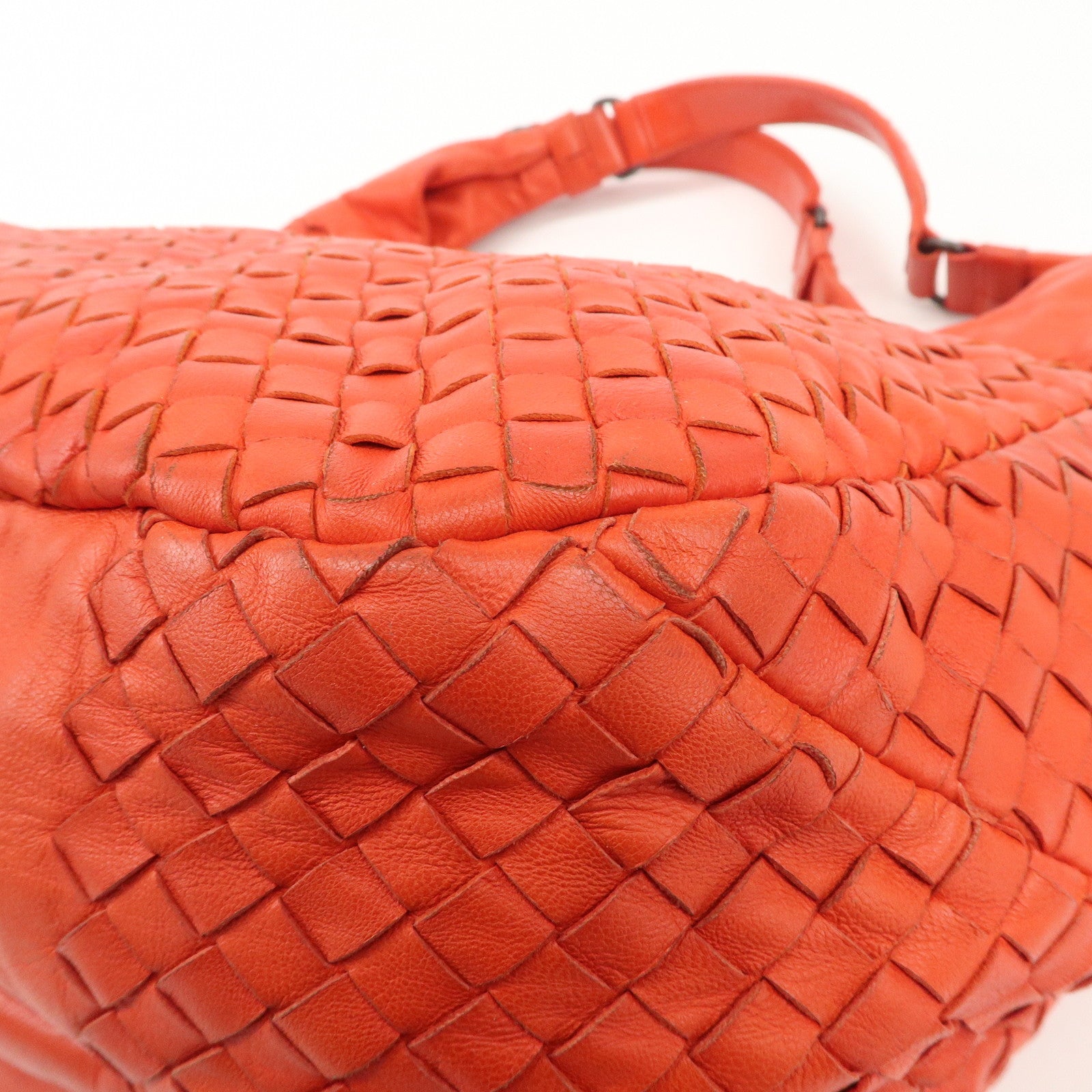 BOTTEGA VENETA Intrecciato Leather Campana Shoulder Bag Used