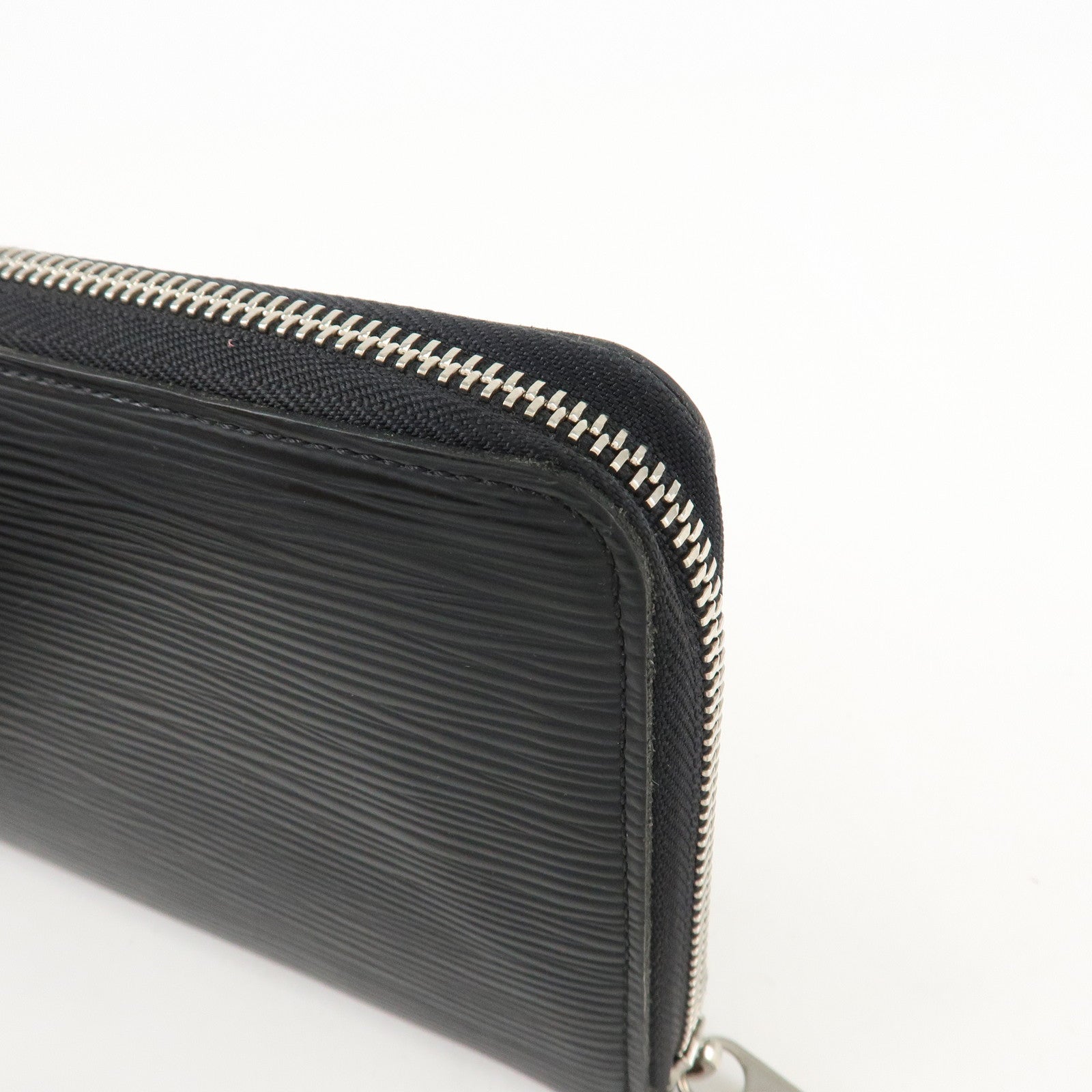 Louis Vuitton Epi Zippy Organizer Wallet Black Noir M63852 Used
