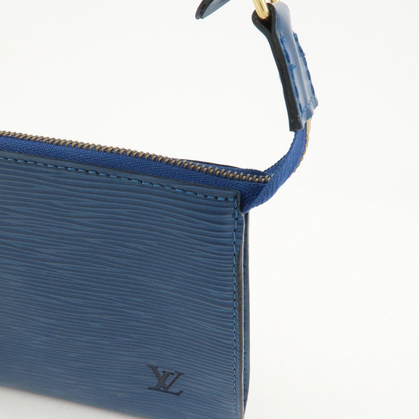 Louis Vuitton Epi Pochette Accessoires Pouch Toledo Blue M52945