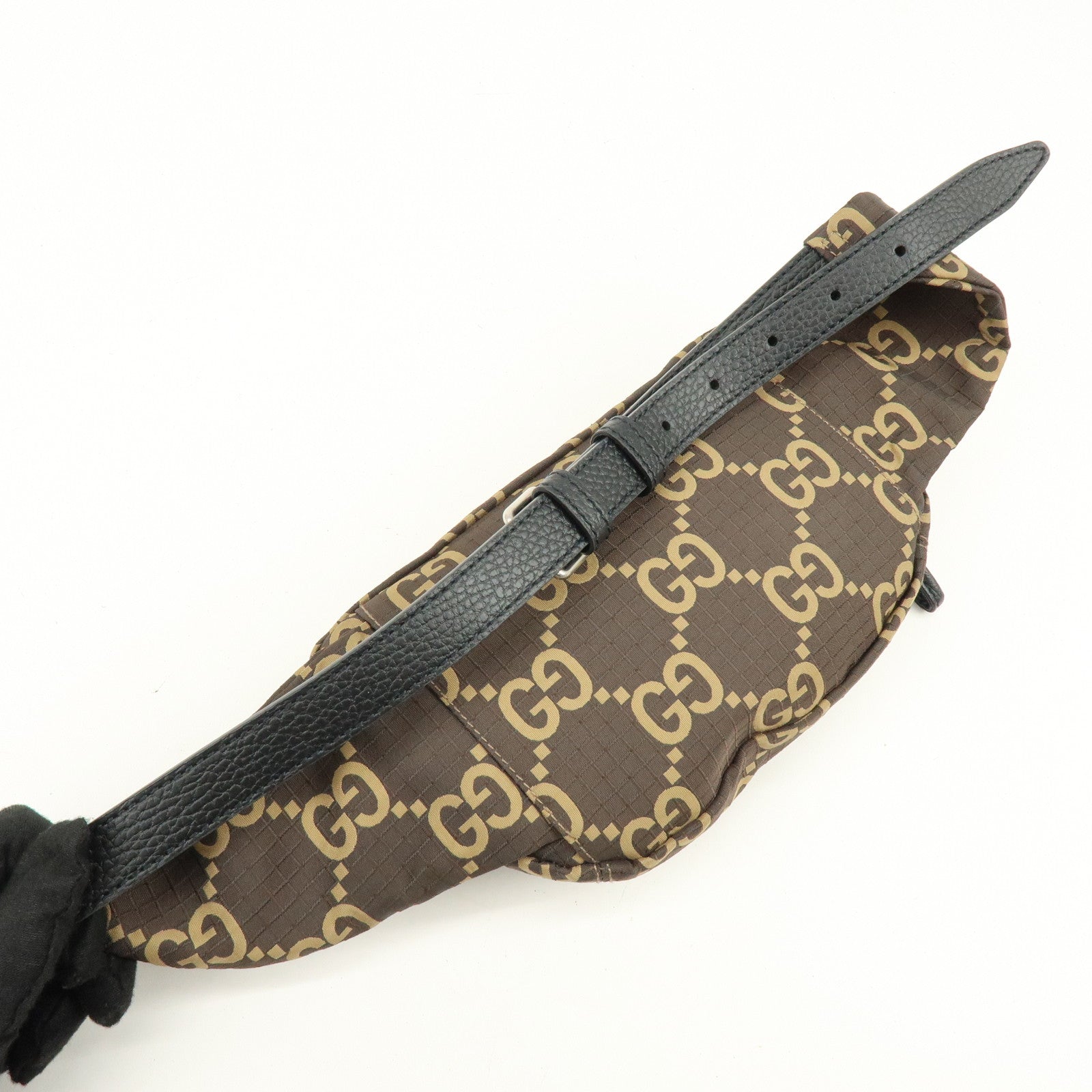 GUCCI GG Ripstop Leather Waist Pouch Body Bag Brown 767934